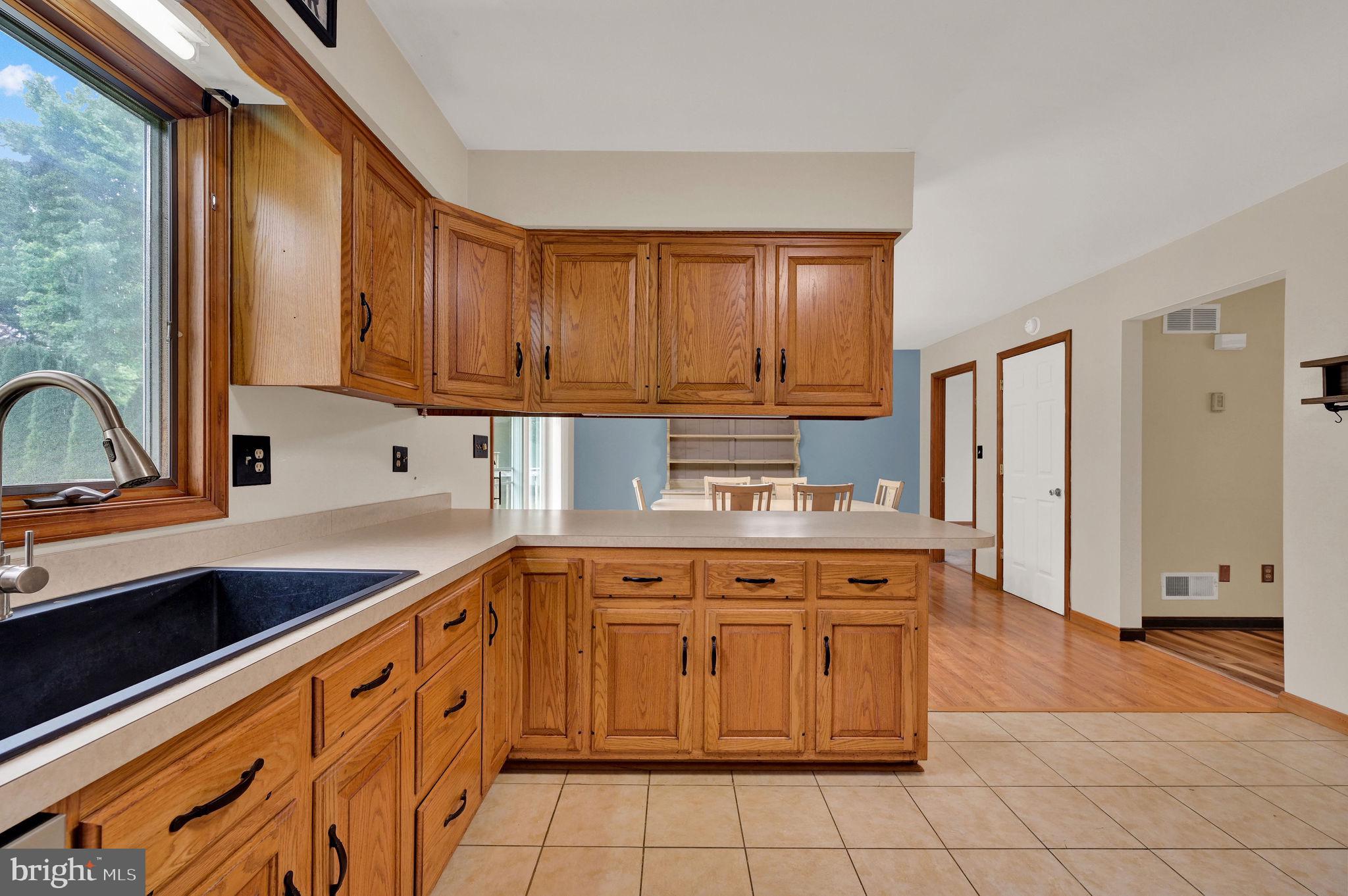 HIDDEN ACRES - Residential