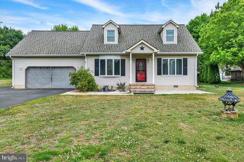 13 SPRINGWOOD DRIVE DOVER DE 19904