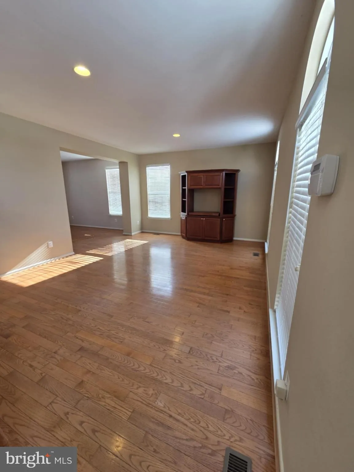 Williamstown, New Jersey 08094, United States, 4 Bedrooms Bedrooms, ,3 BathroomsBathrooms,Residential,Active,253121