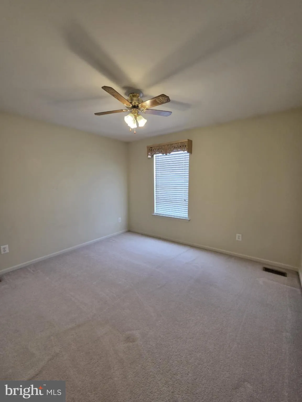 Williamstown, New Jersey 08094, United States, 4 Bedrooms Bedrooms, ,3 BathroomsBathrooms,Residential,Active,253121