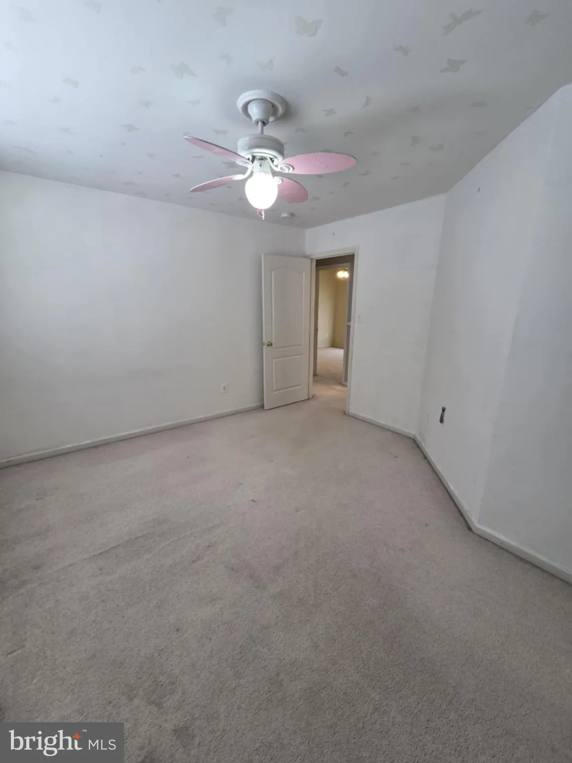 Williamstown, New Jersey 08094, United States, 4 Bedrooms Bedrooms, ,3 BathroomsBathrooms,Residential,Active,253121