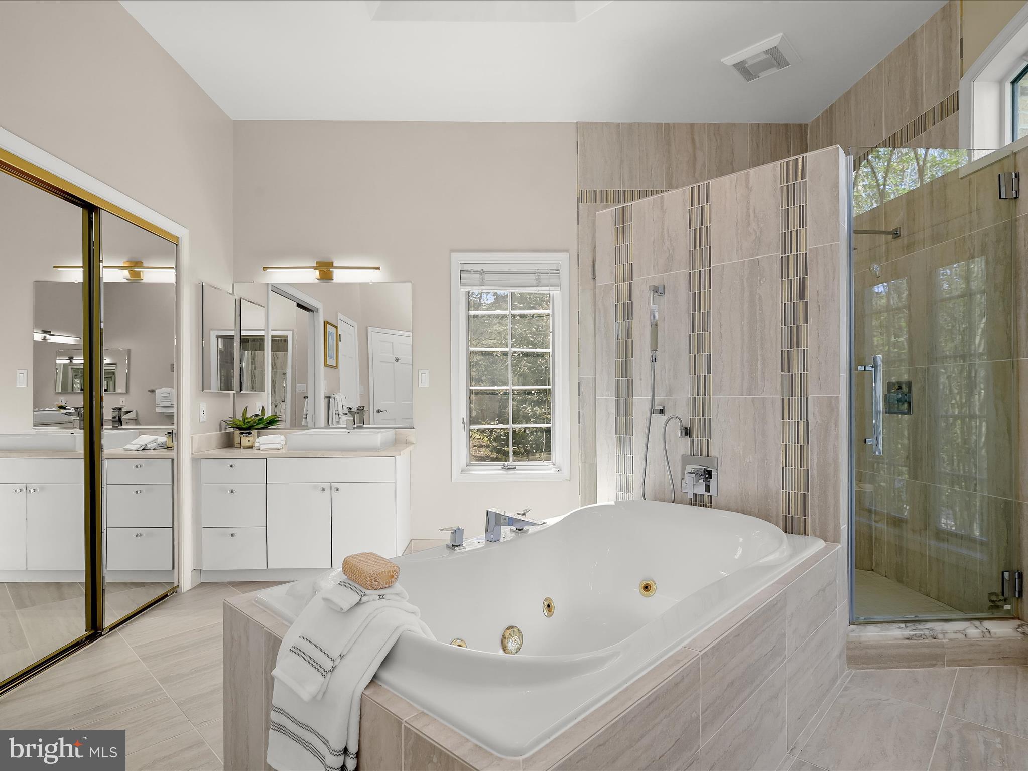 PIKESVILLE - Residential