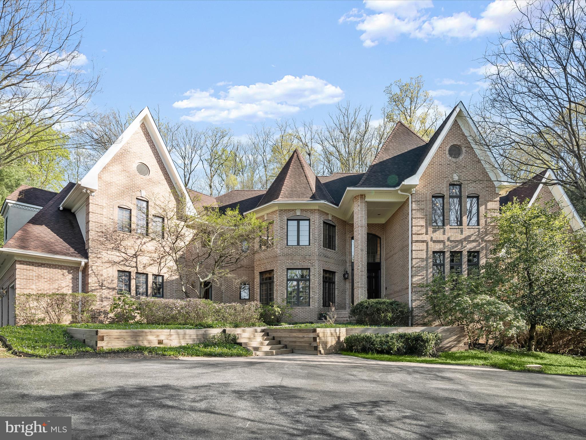 PIKESVILLE - Residential