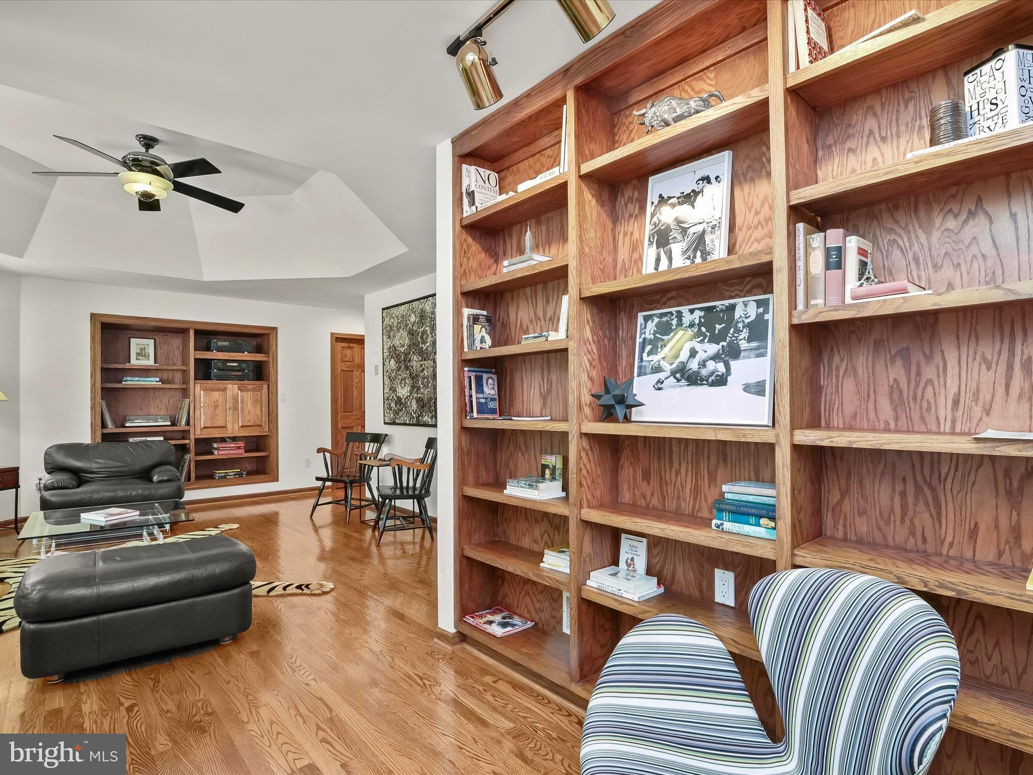 PIKESVILLE - Residential