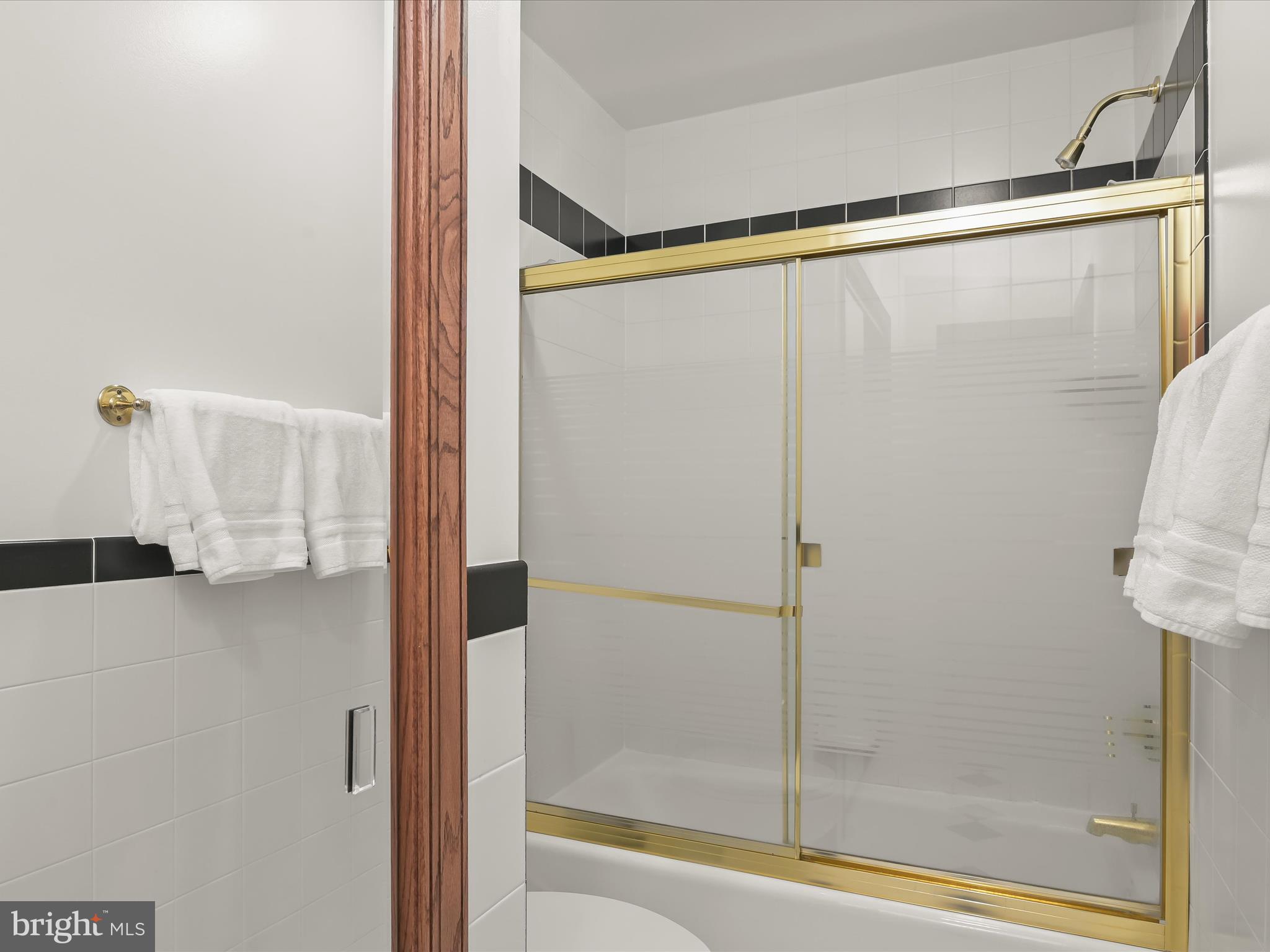 PIKESVILLE - Residential