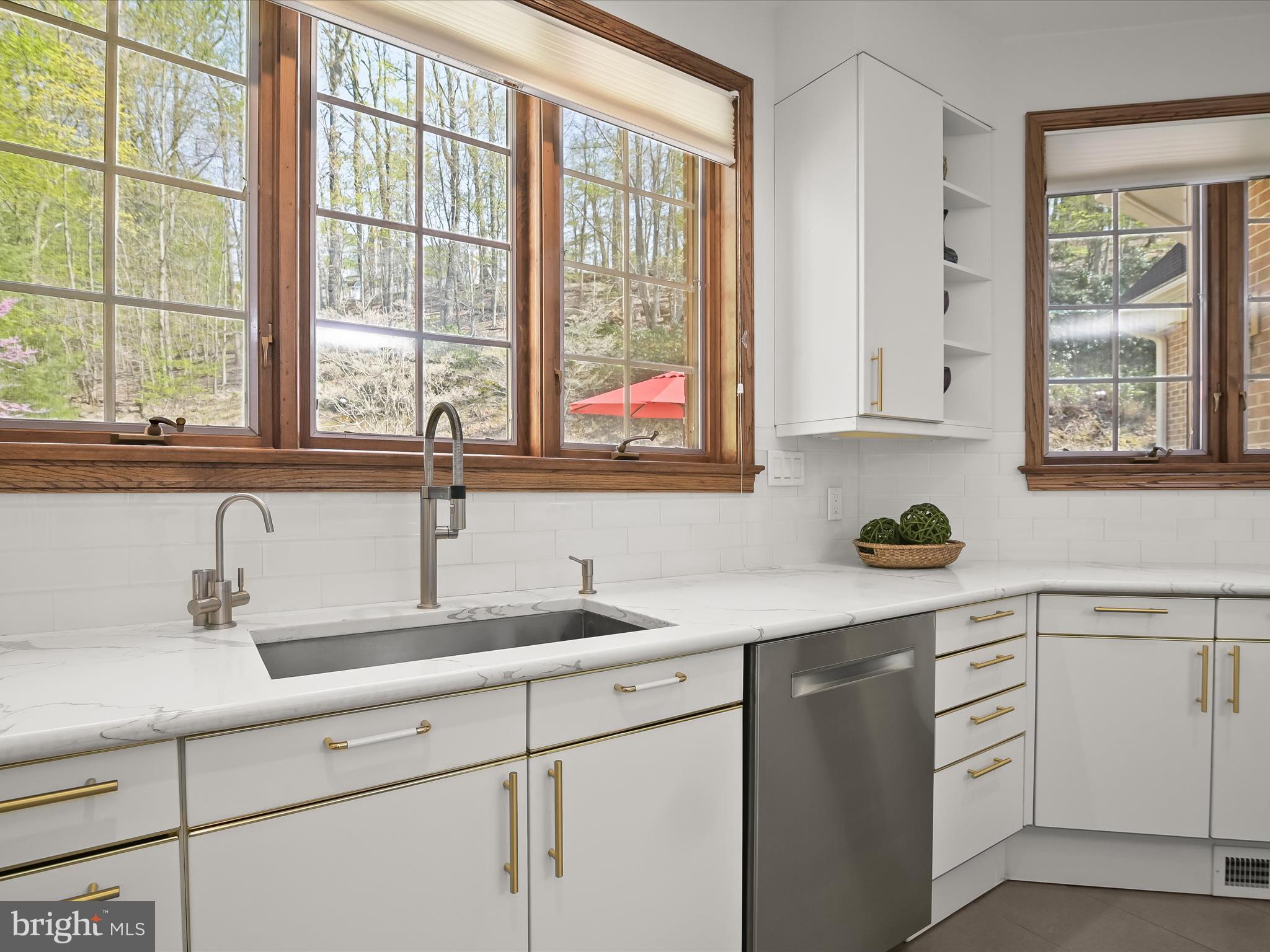 PIKESVILLE - Residential