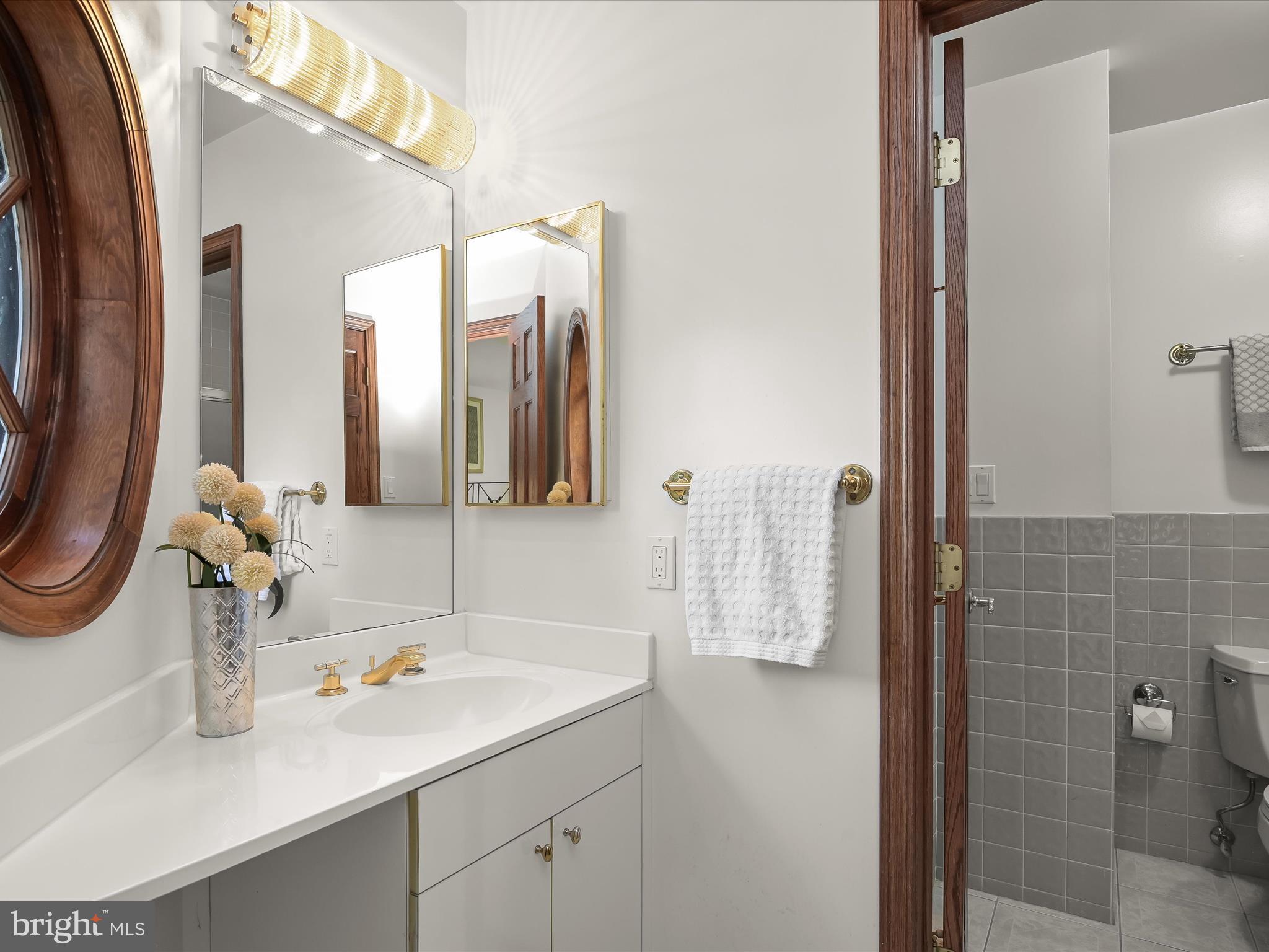 PIKESVILLE - Residential