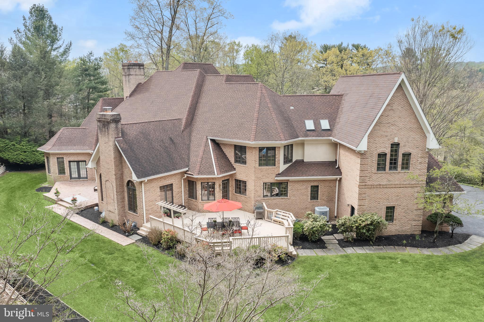 PIKESVILLE - Residential