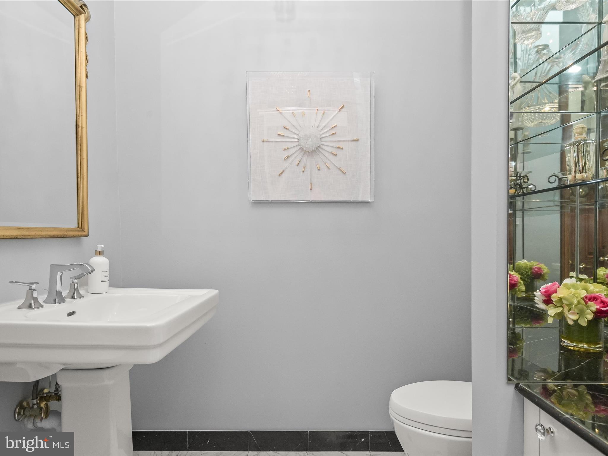 PIKESVILLE - Residential