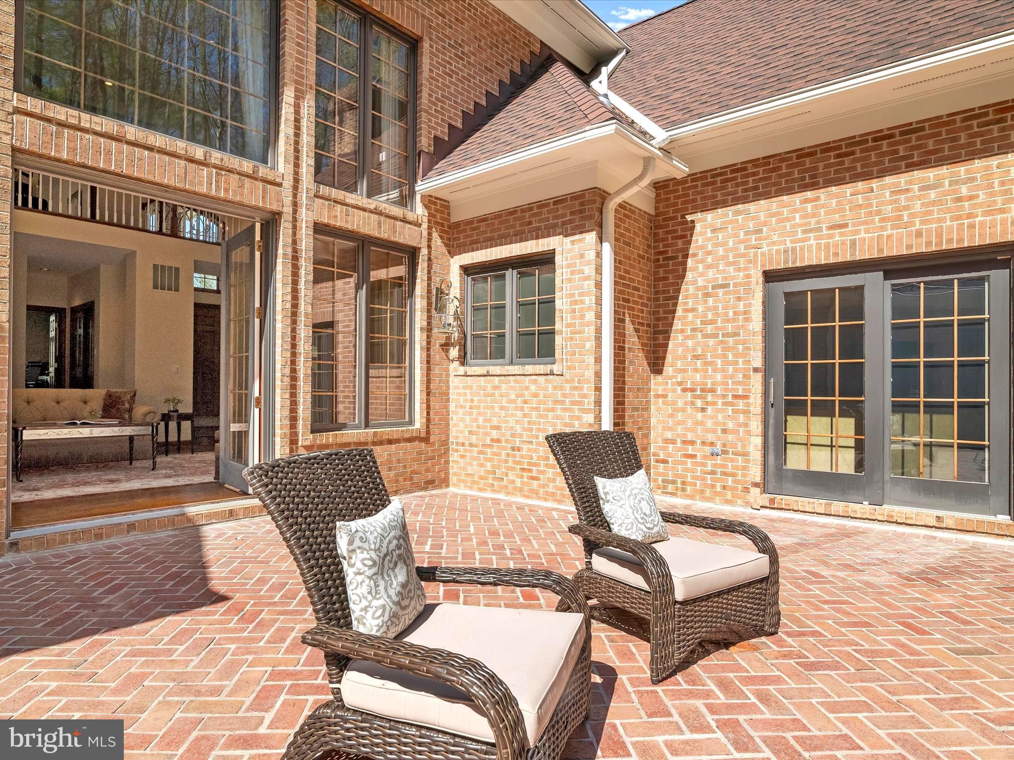 PIKESVILLE - Residential