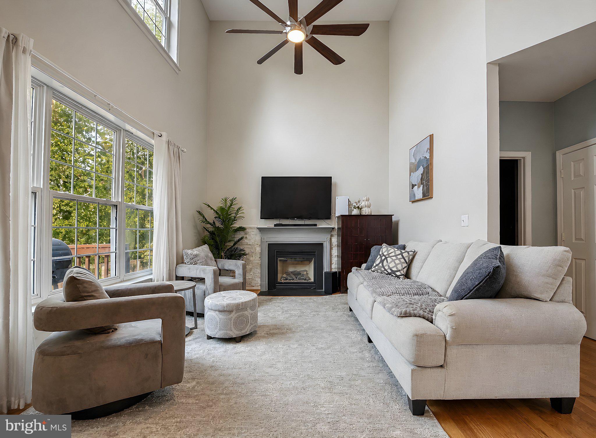 11008 COMET LANE