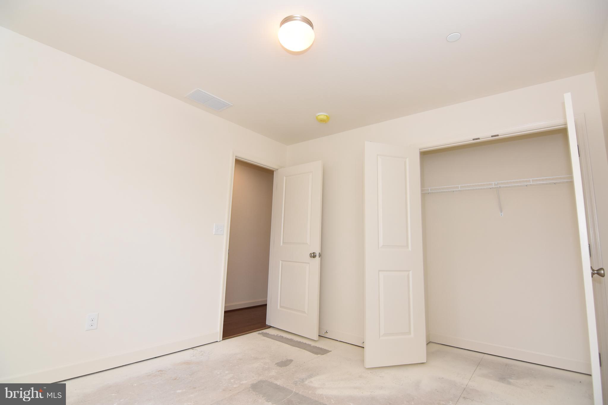 EASTPORT - Residential