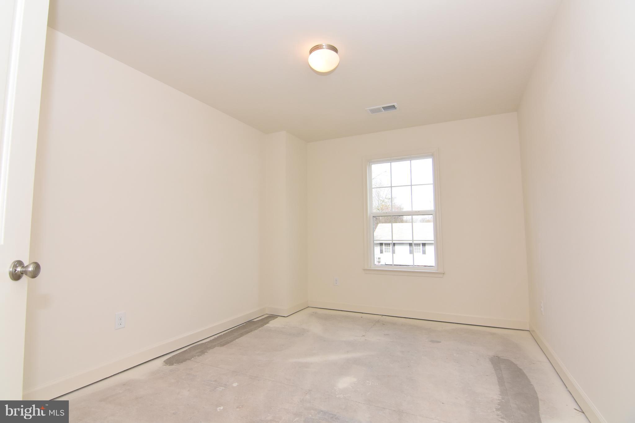 EASTPORT - Residential