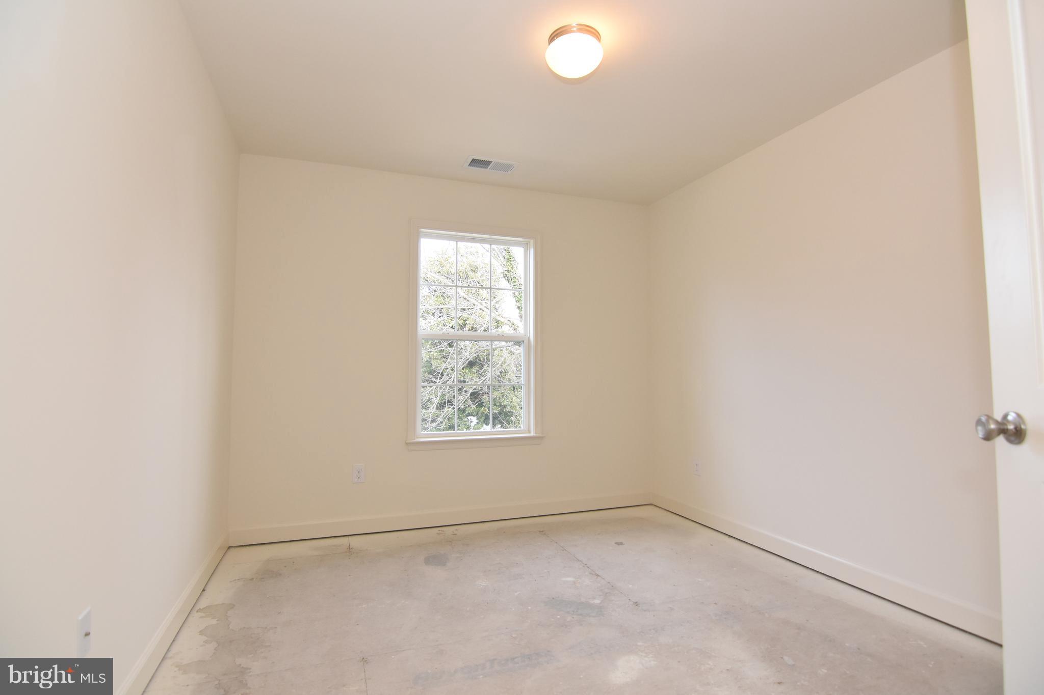 EASTPORT - Residential