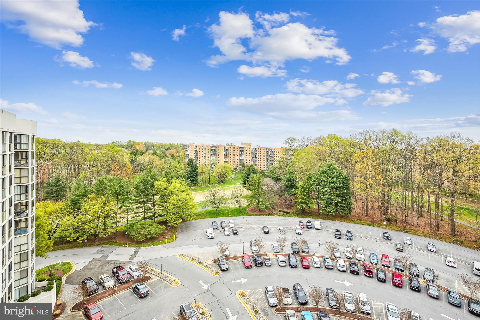 LEISURE WORLD - Residential