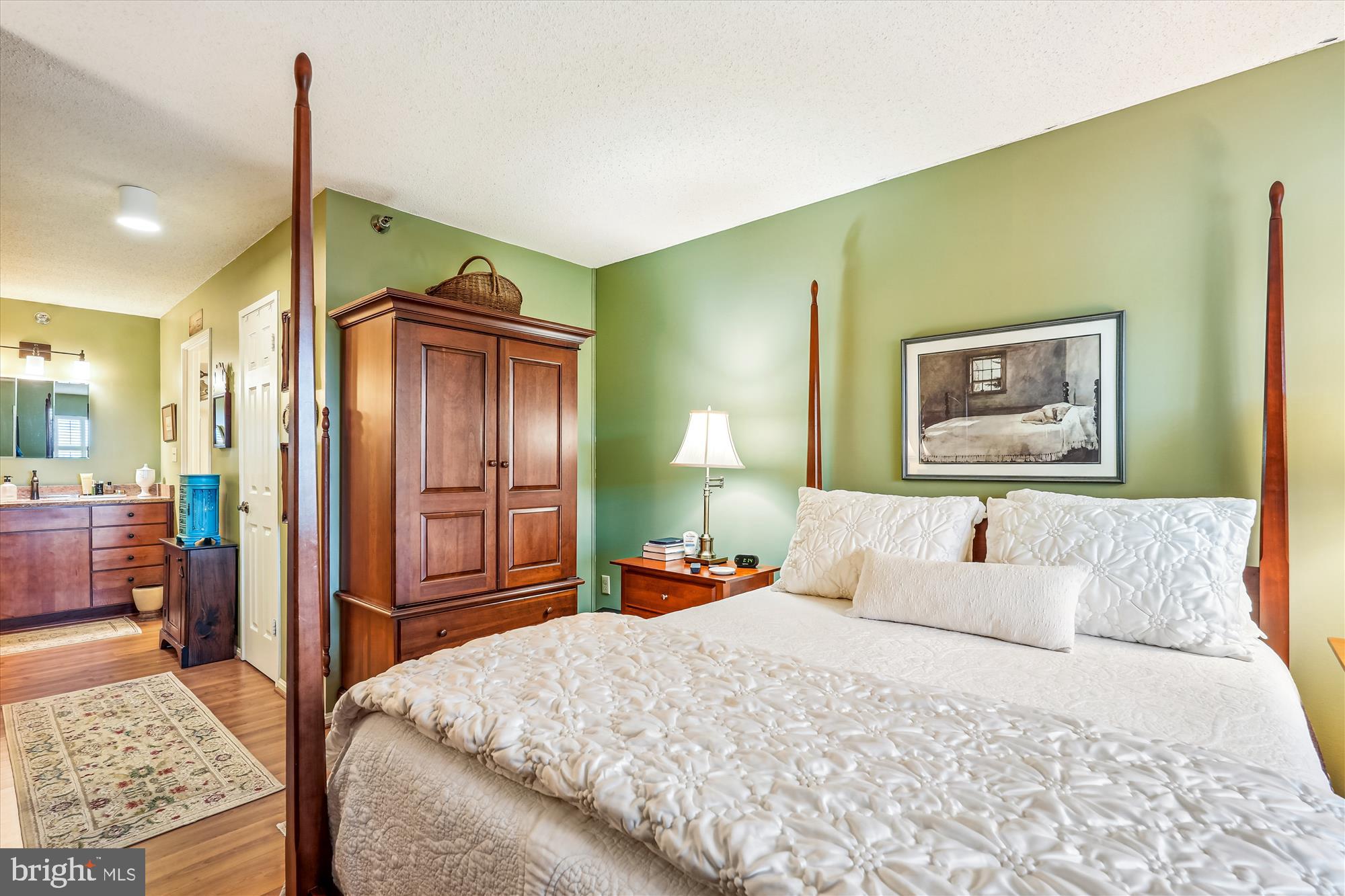 LEISURE WORLD - Residential