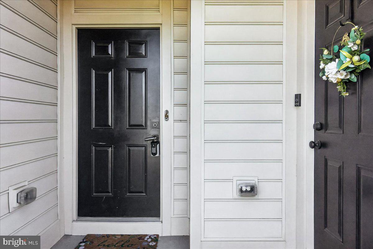 OAKDALE VILLAGE - Residential