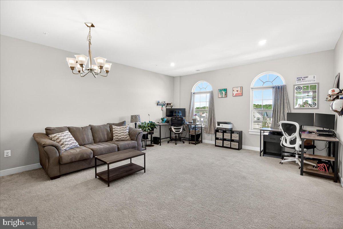 OAKDALE VILLAGE - Residential