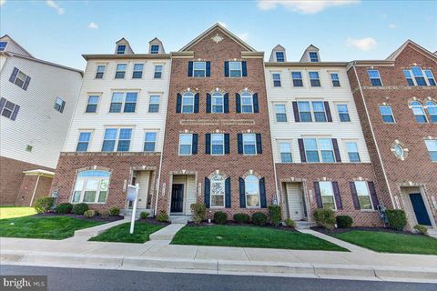 Photo of 10115 Fosset Street, IJAMSVILLE, MD 21754 (MLS # MDFR2080304)