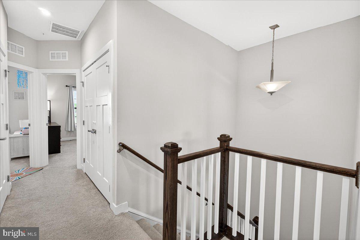 OAKDALE VILLAGE - Residential