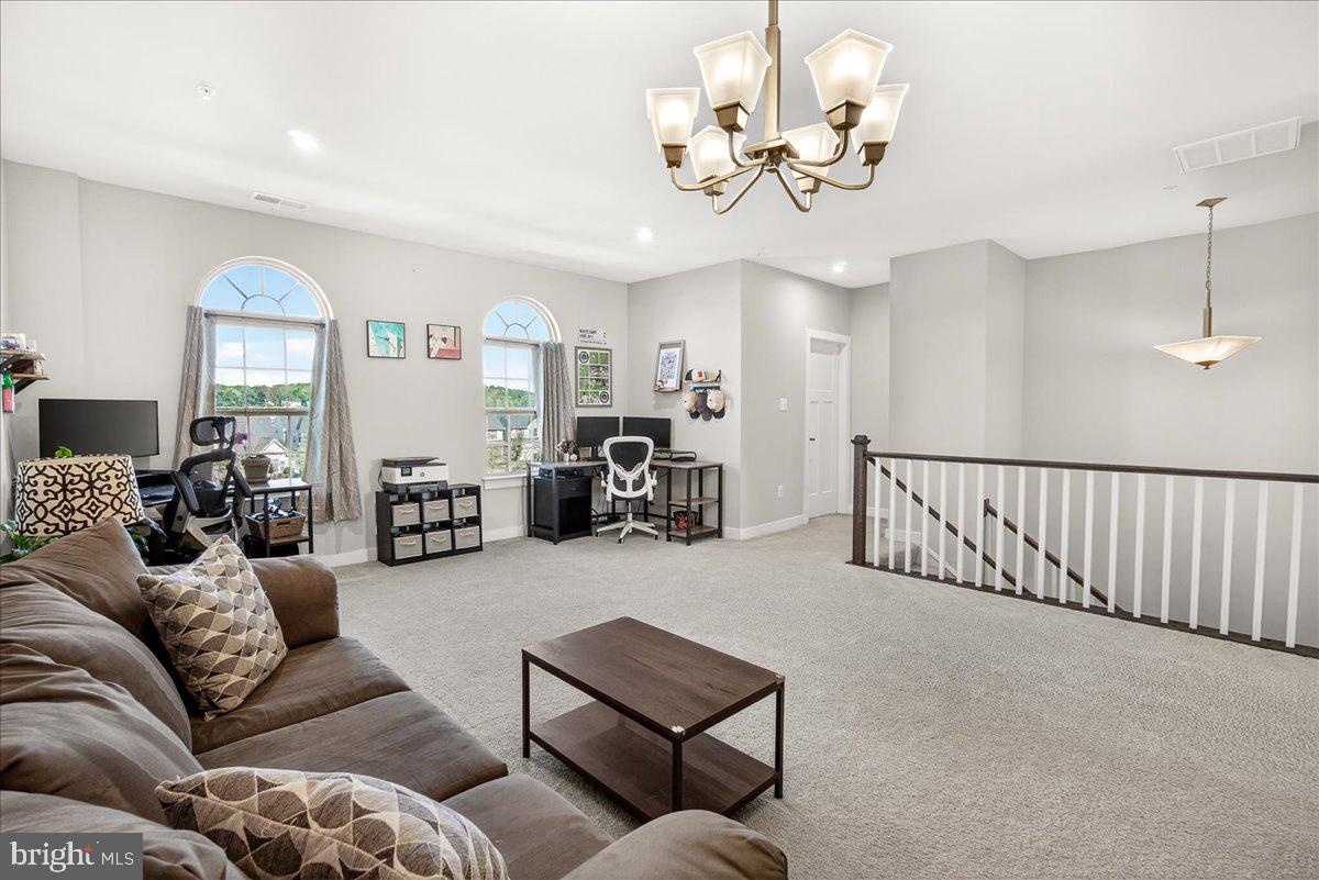 OAKDALE VILLAGE - Residential