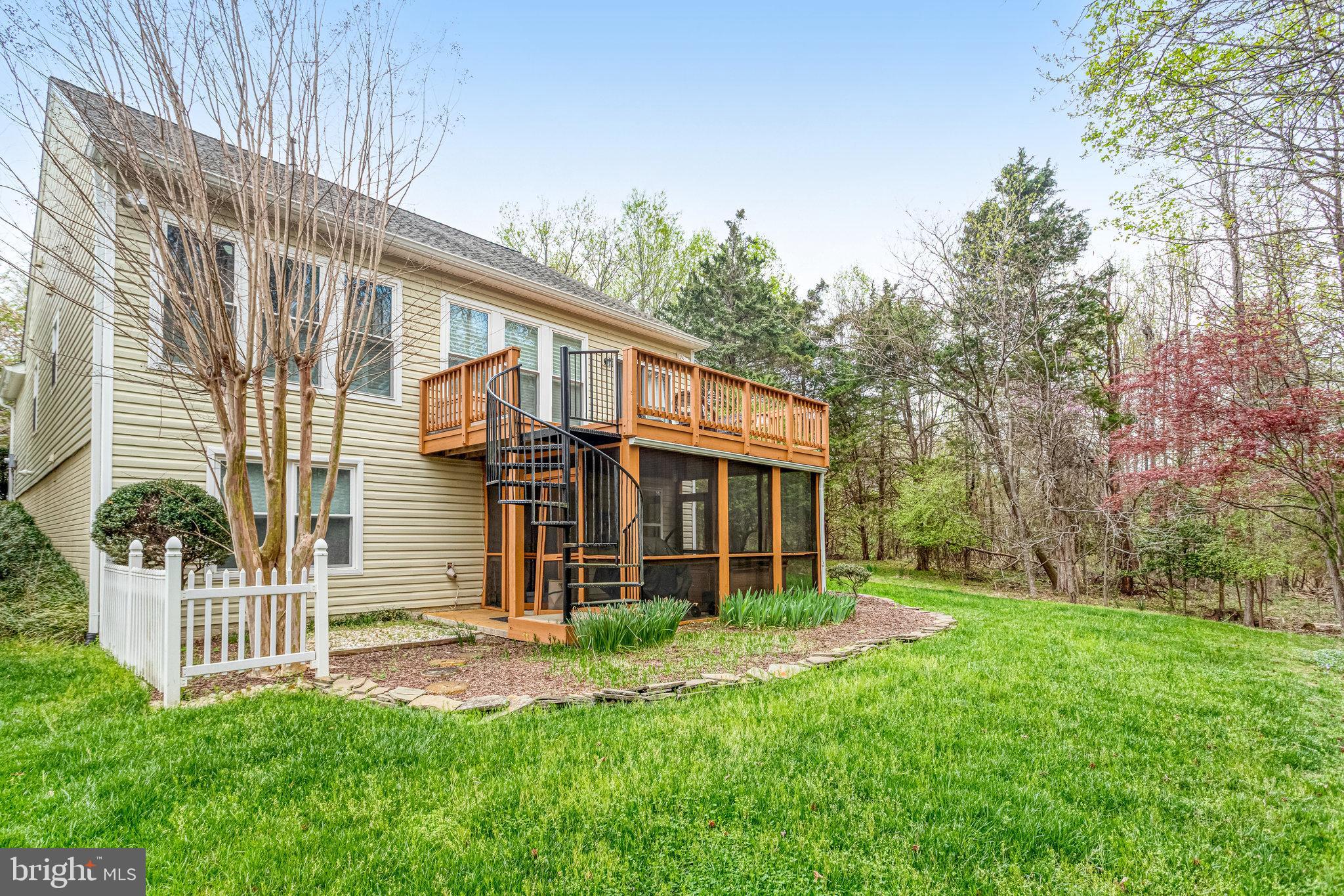 FALLS RUN - Residential