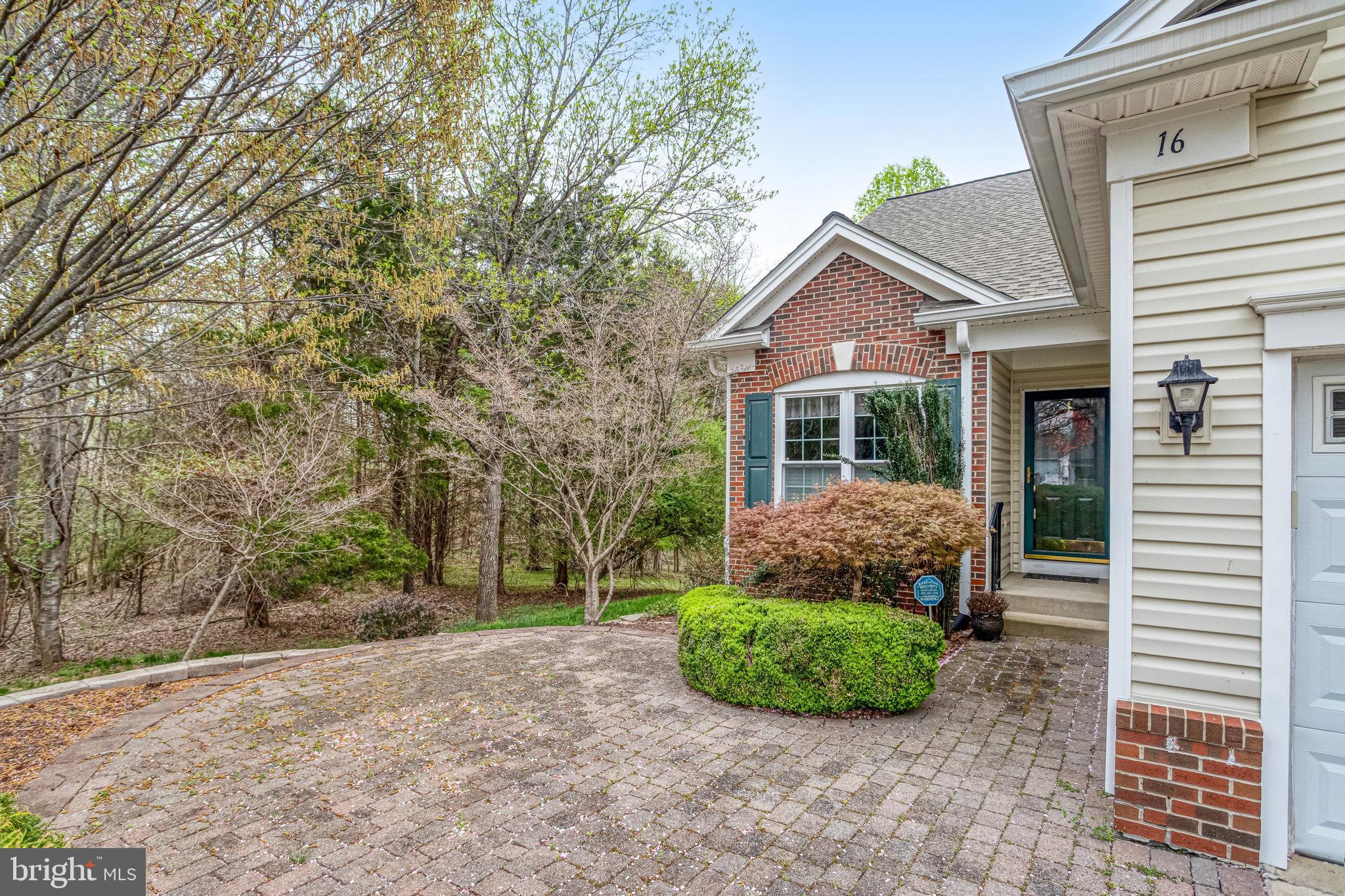 FALLS RUN - Residential