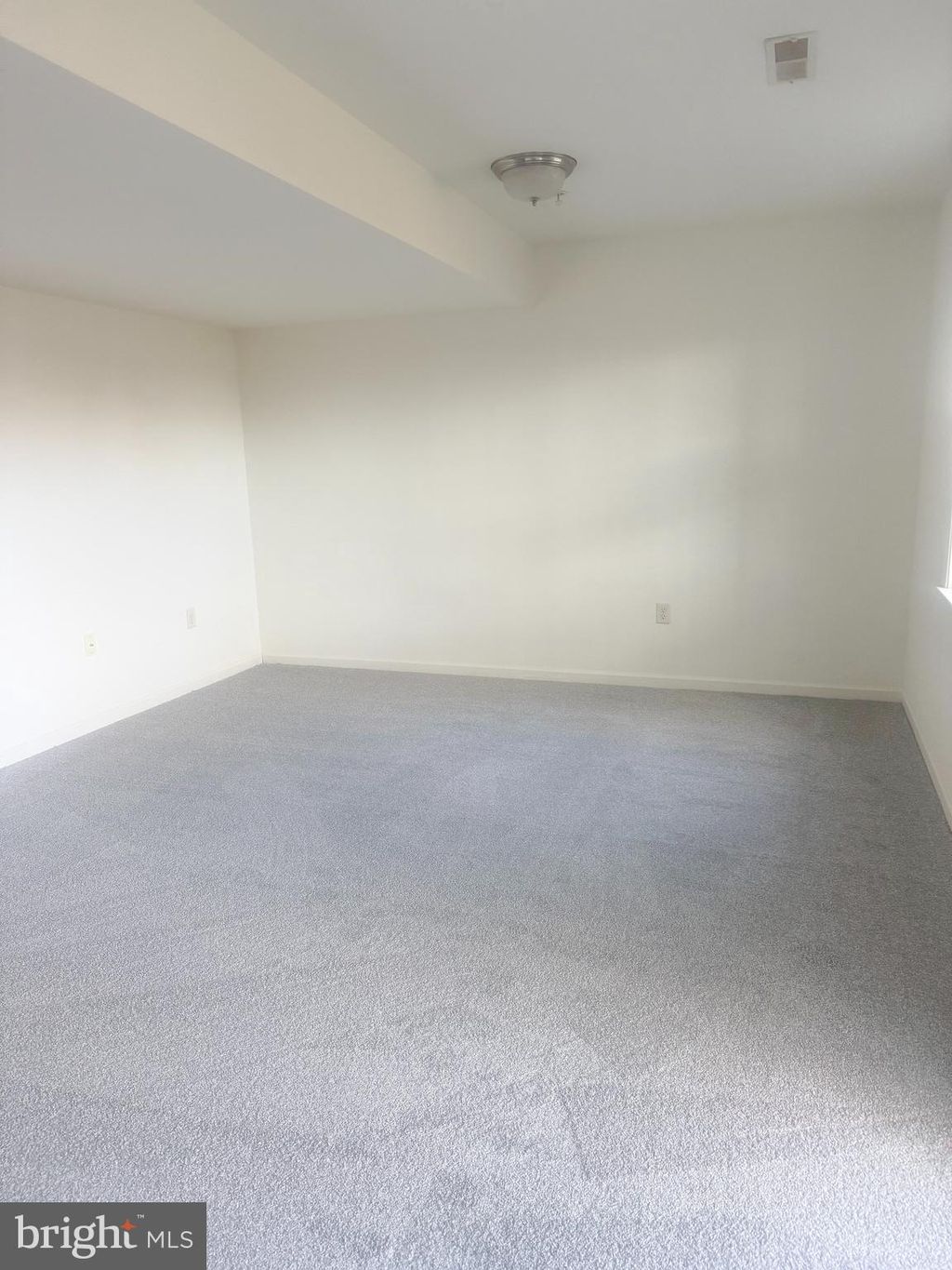 Photo of 735 Kentwell Drive, YORK, PA 17406 (MLS # PAYK2096330)