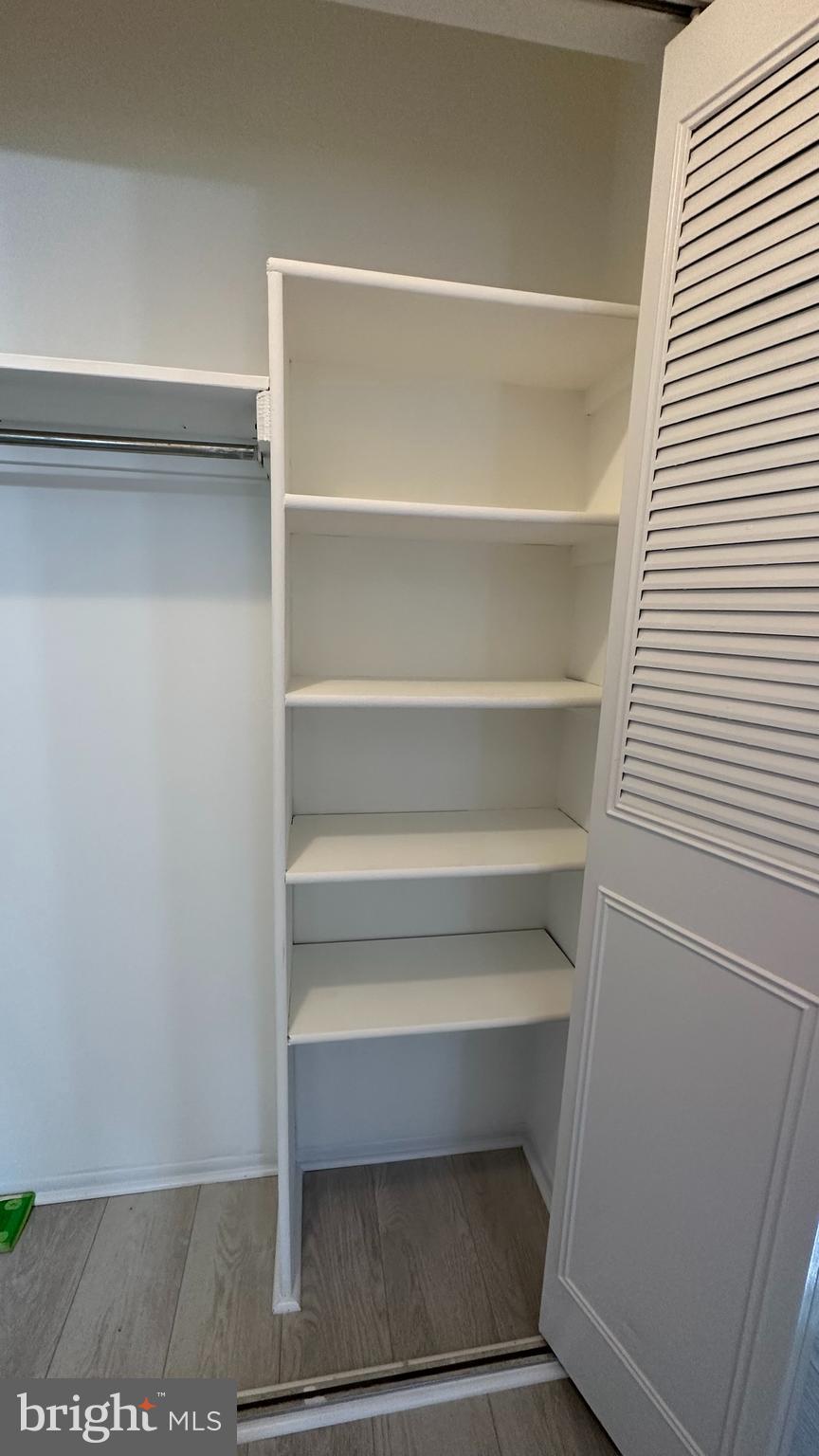 WESTPHALIA WOODS - Residential Lease