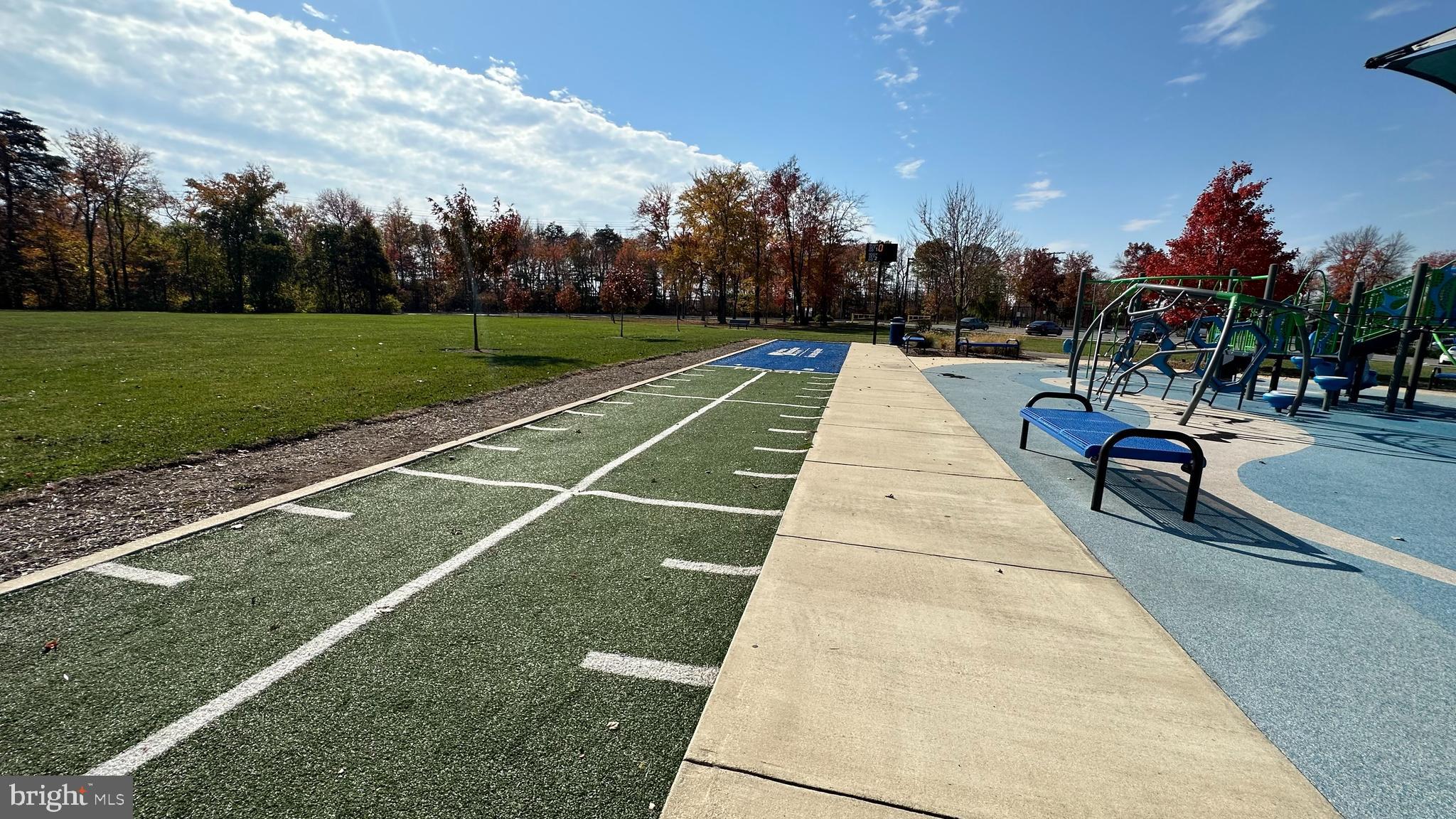 WESTPHALIA WOODS - Residential Lease