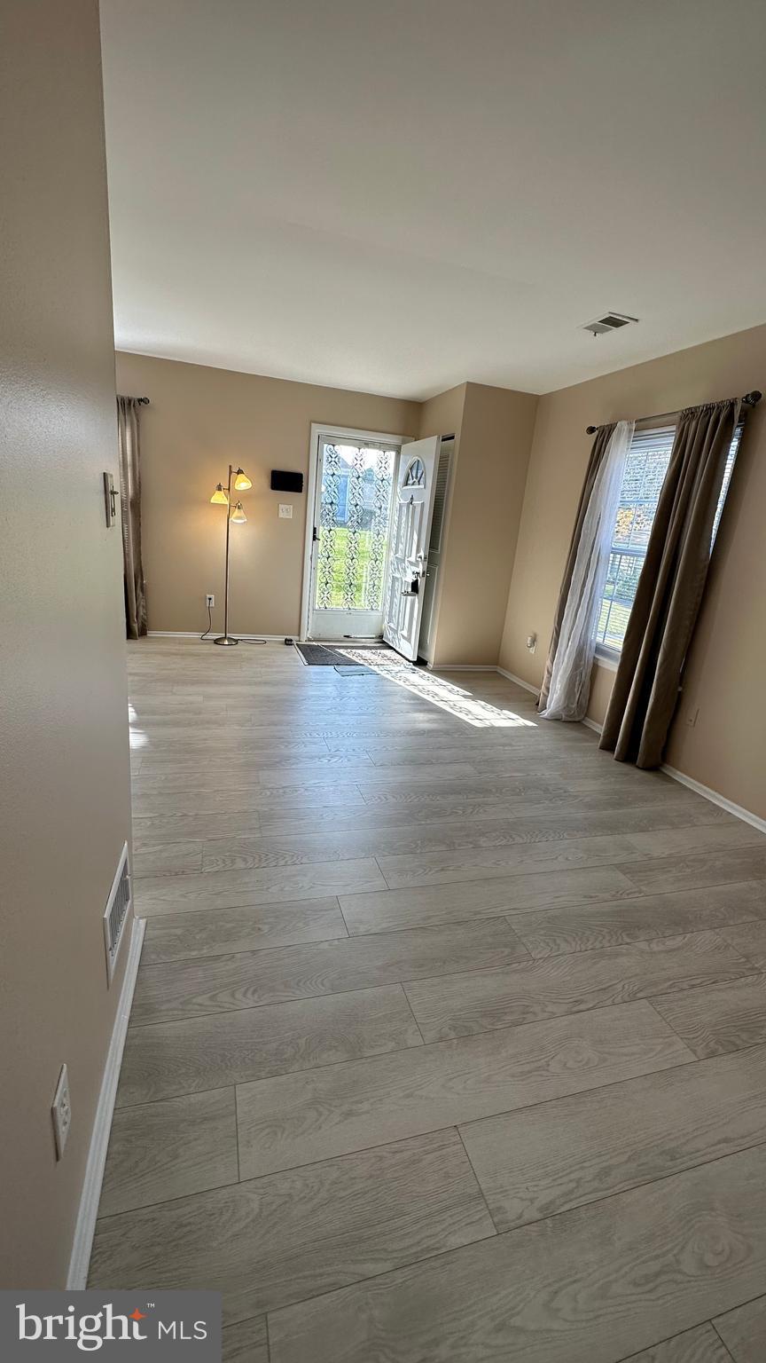 WESTPHALIA WOODS - Residential Lease