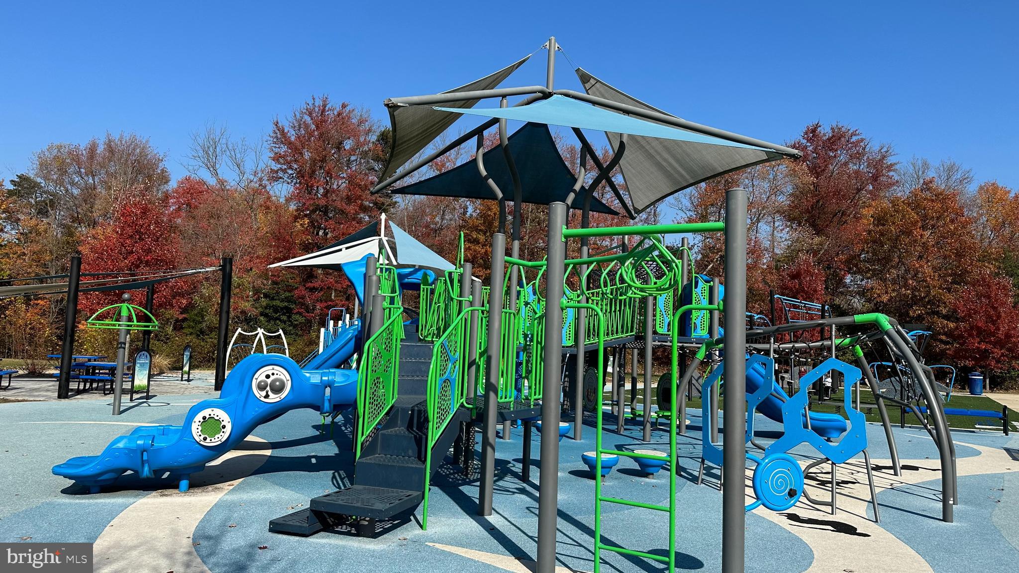 WESTPHALIA WOODS - Residential Lease