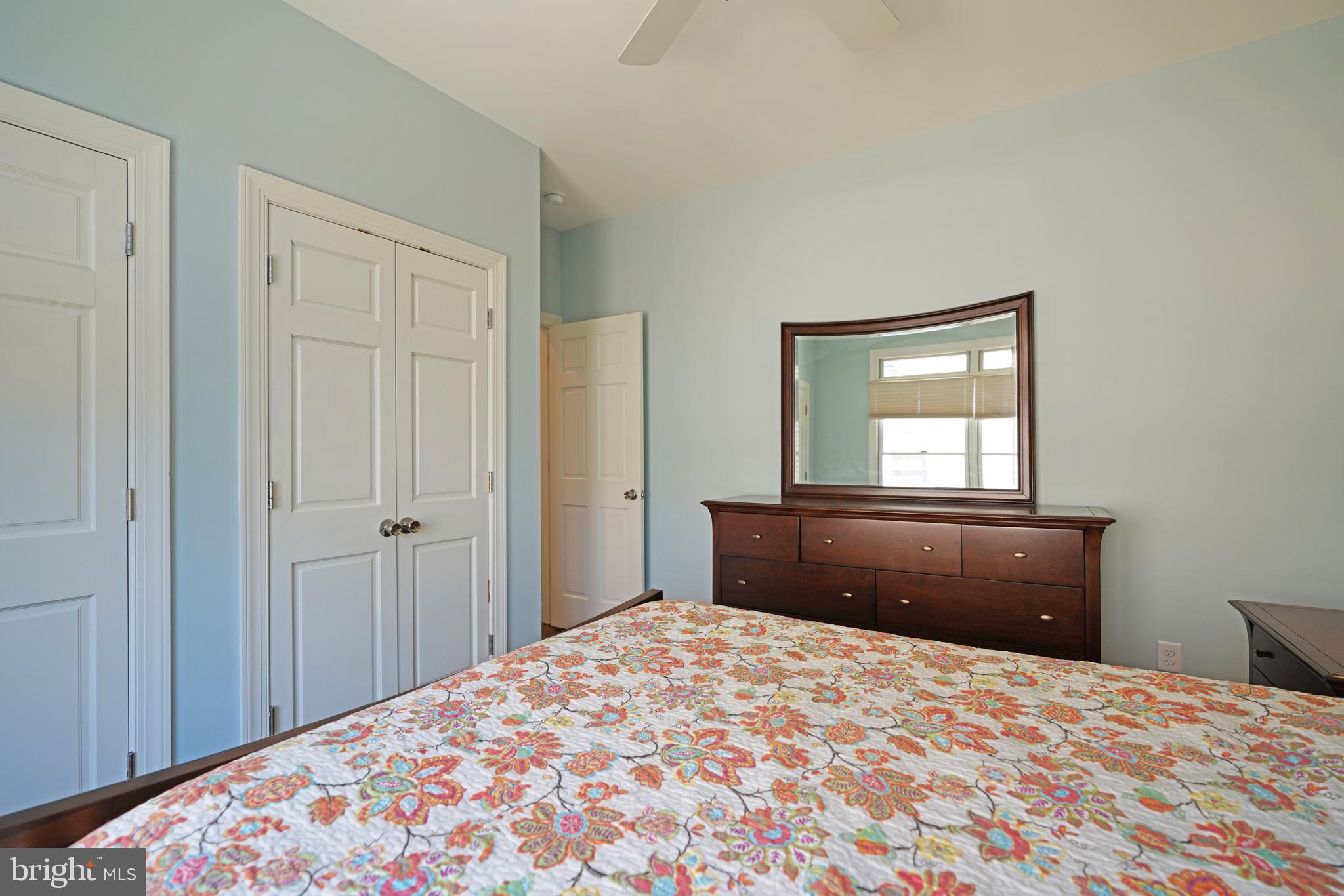 CAPE SHORES - Residential