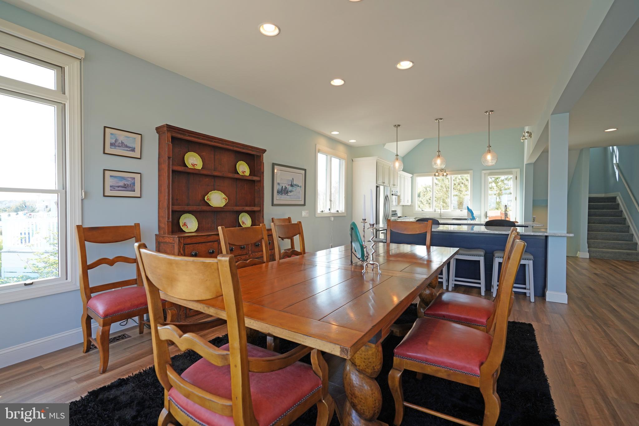 CAPE SHORES - Residential