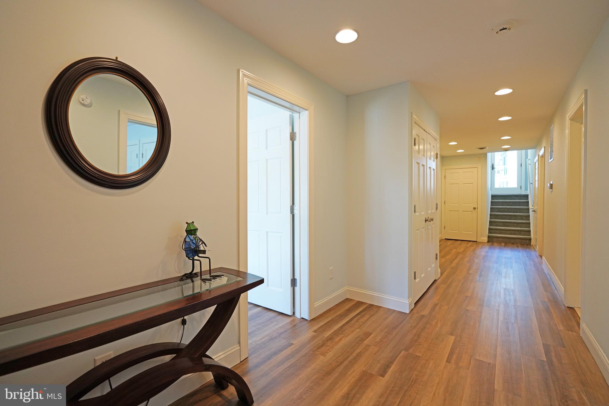 CAPE SHORES - Residential