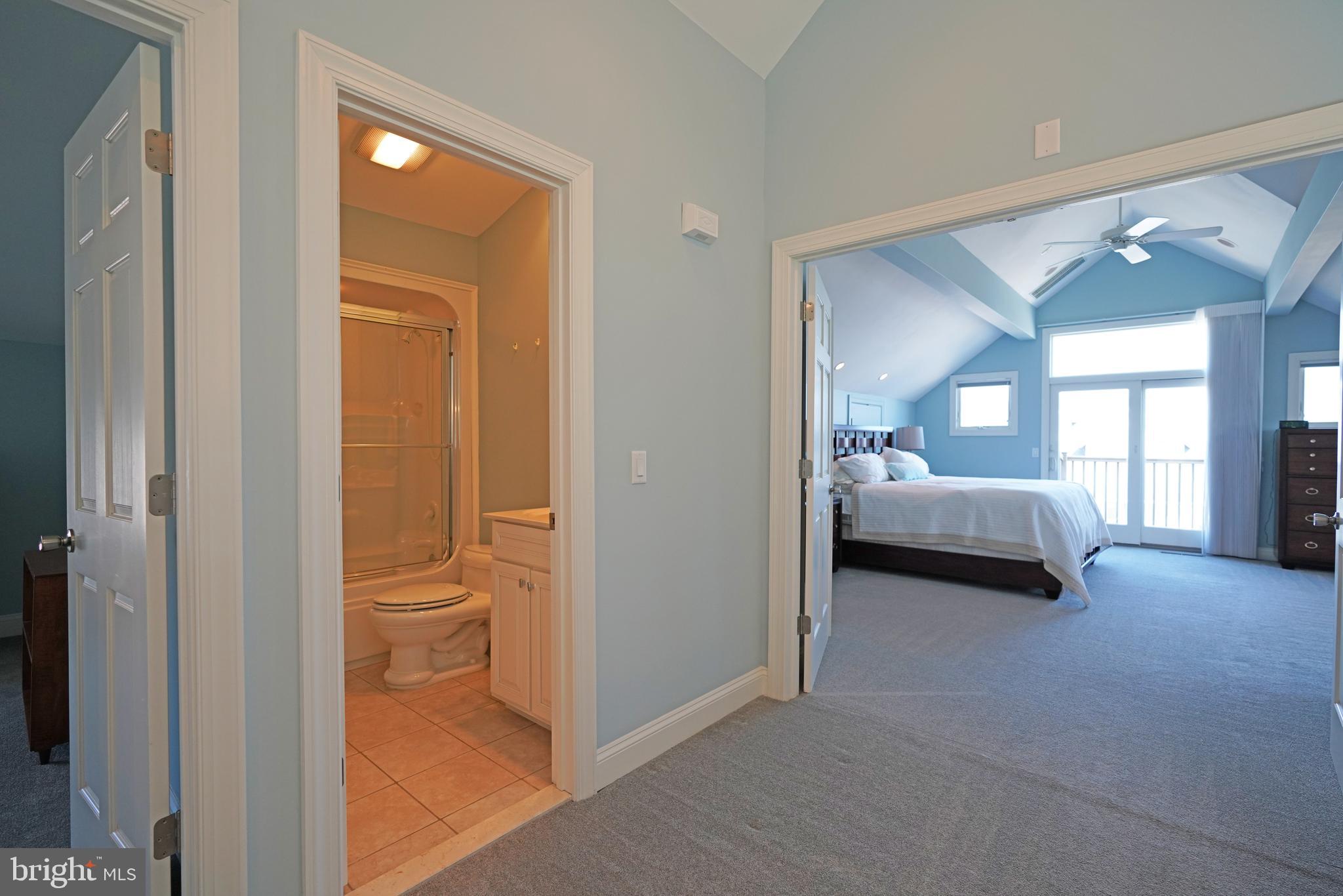 CAPE SHORES - Residential