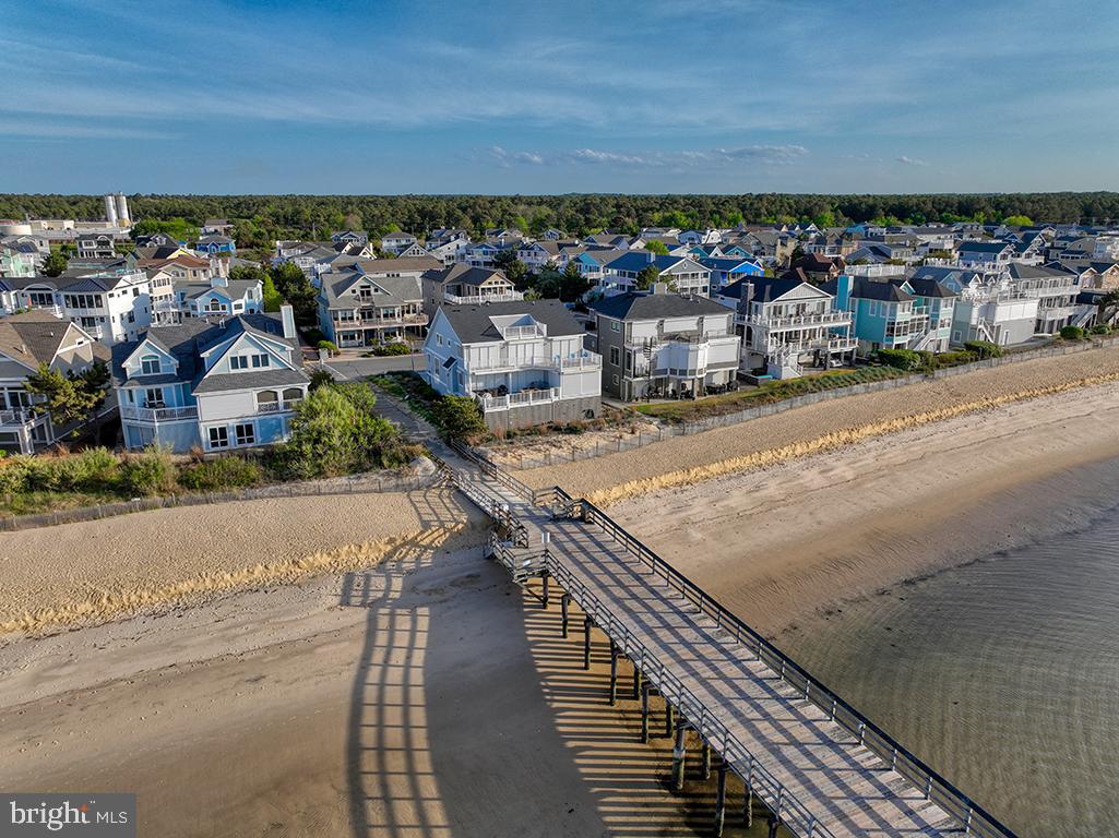 CAPE SHORES - Residential