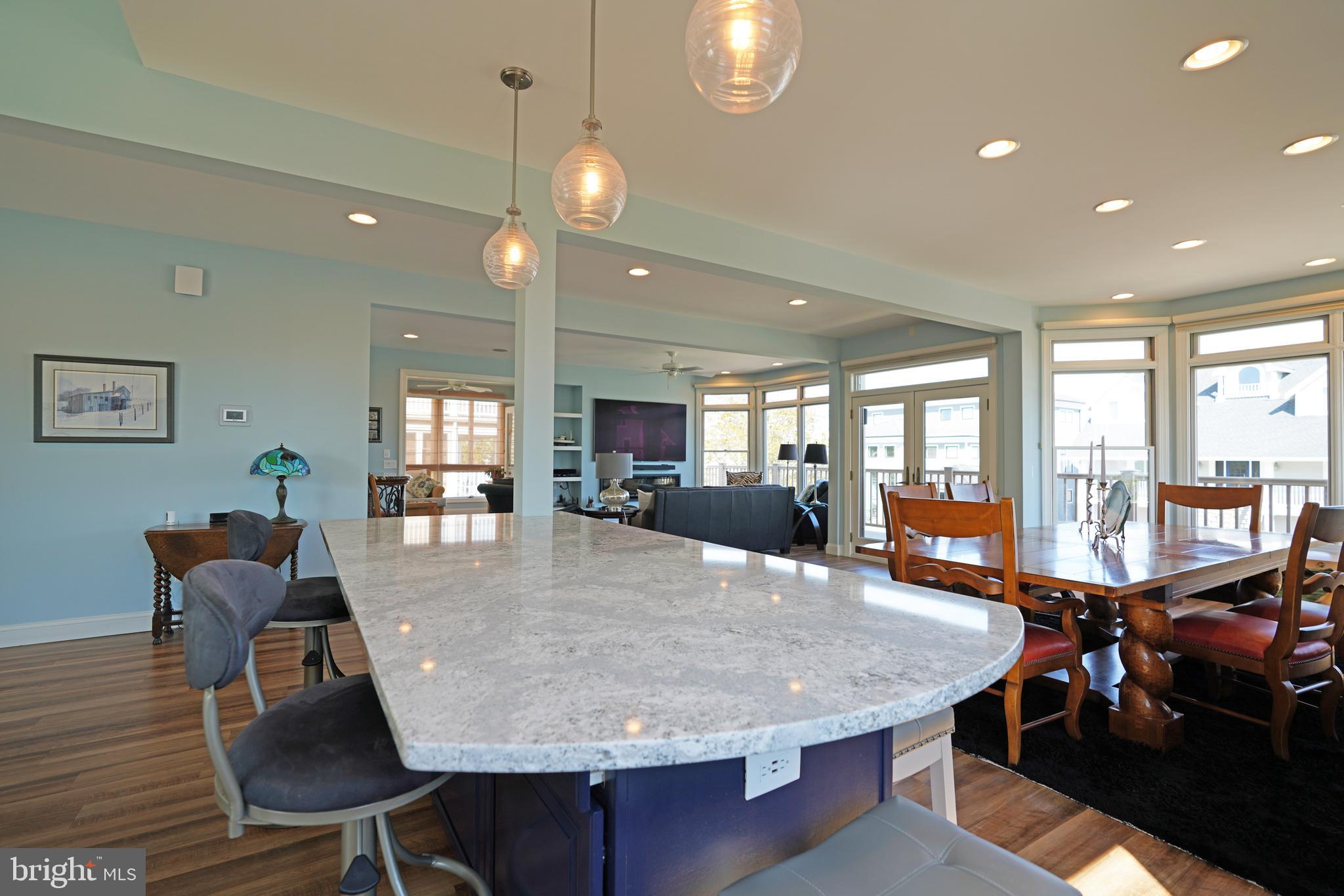 CAPE SHORES - Residential