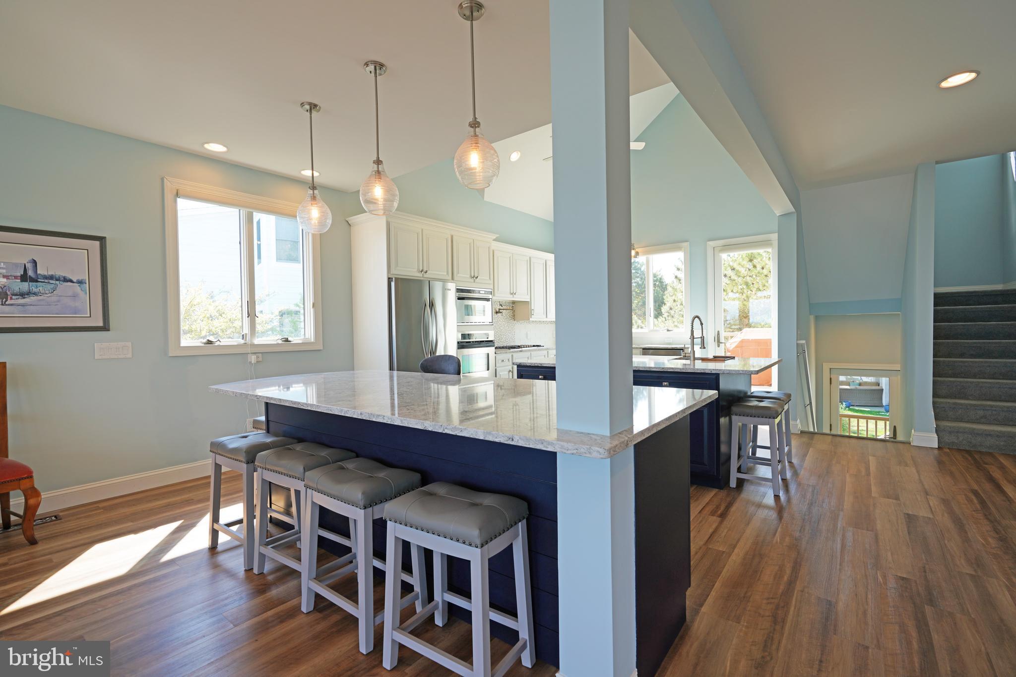 CAPE SHORES - Residential