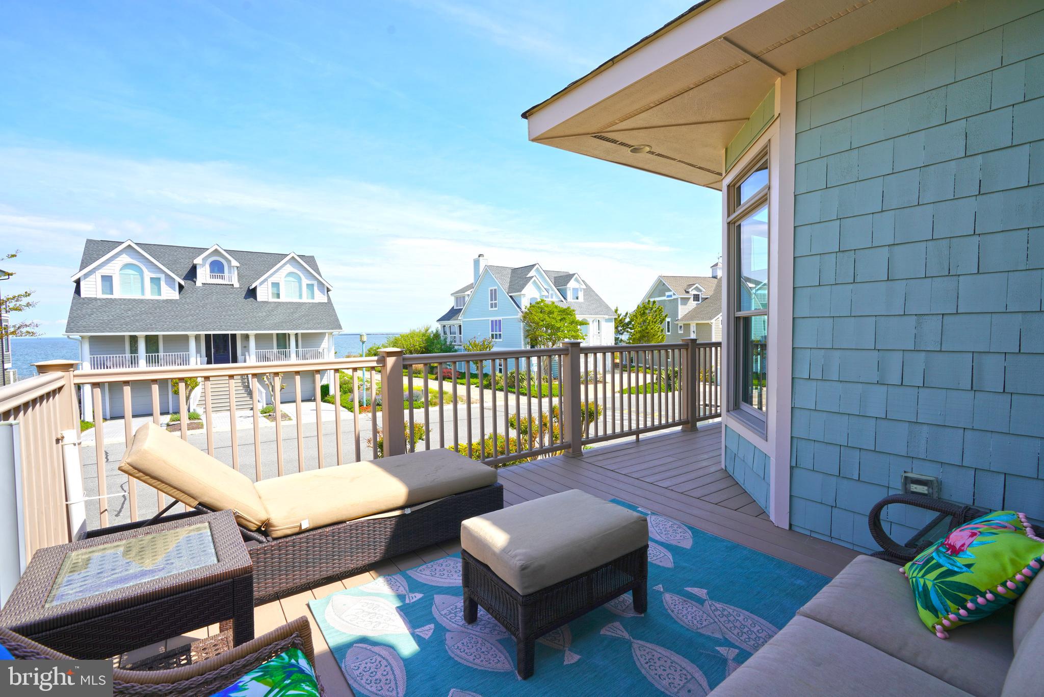 CAPE SHORES - Residential