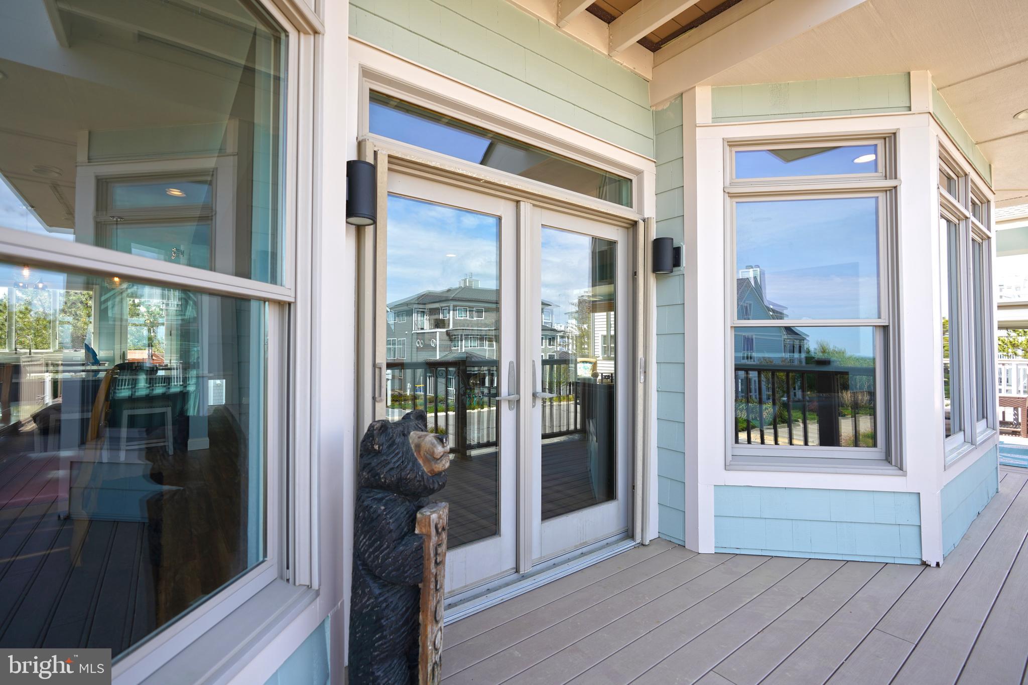 CAPE SHORES - Residential