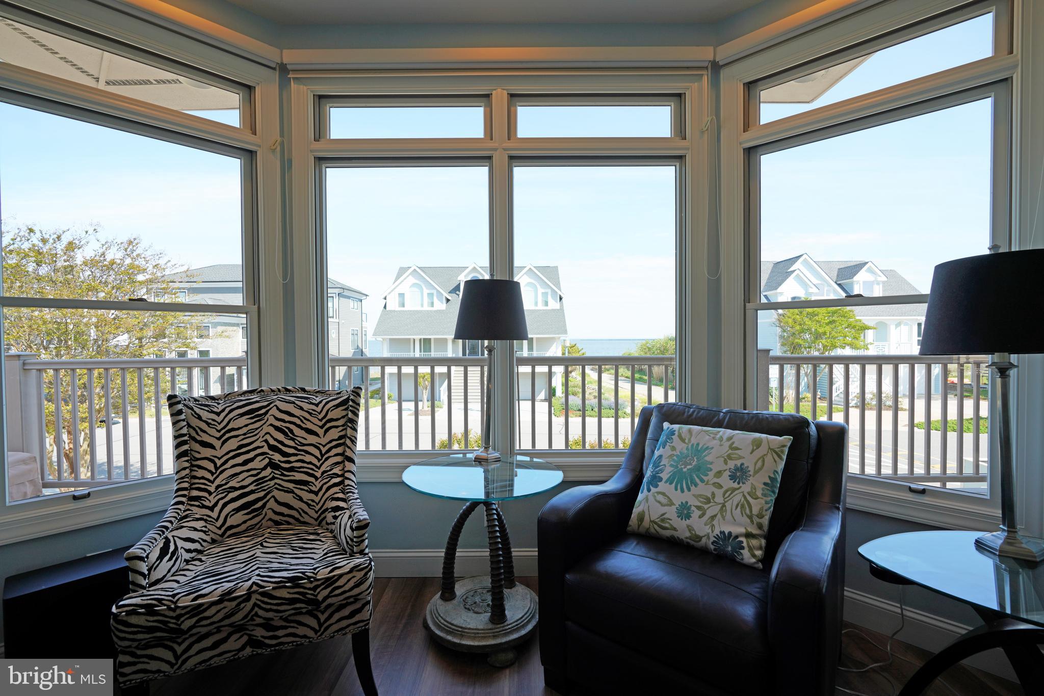 CAPE SHORES - Residential