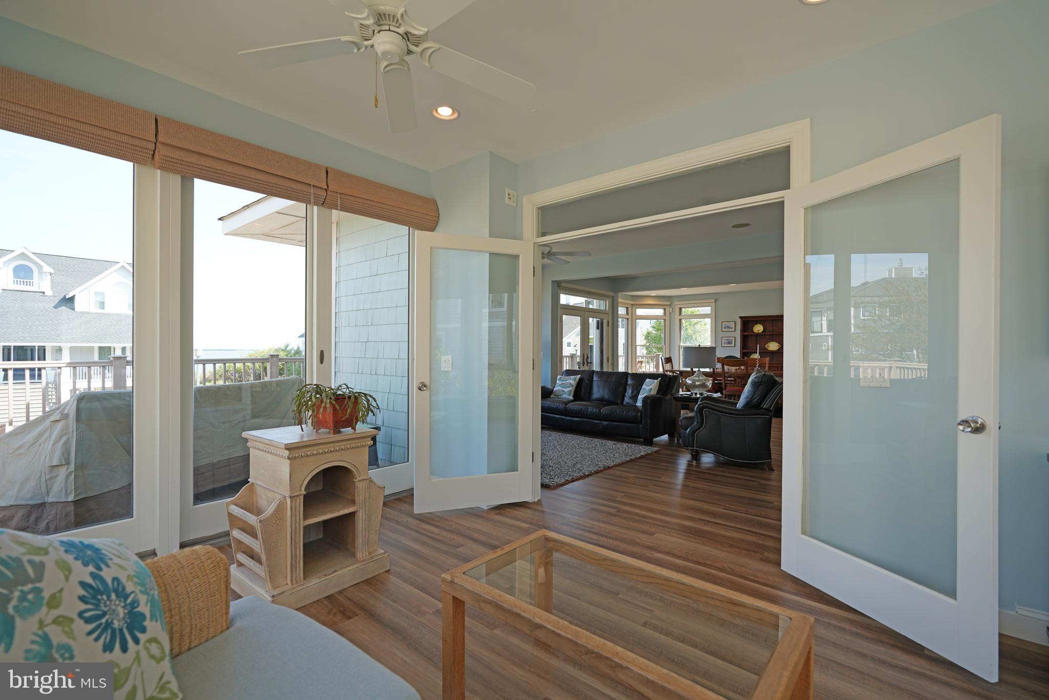 CAPE SHORES - Residential