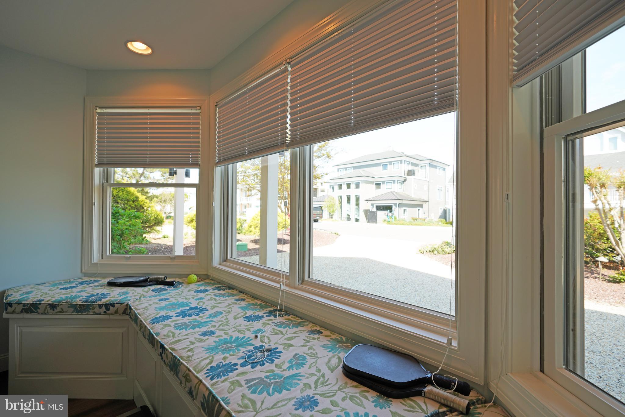 CAPE SHORES - Residential