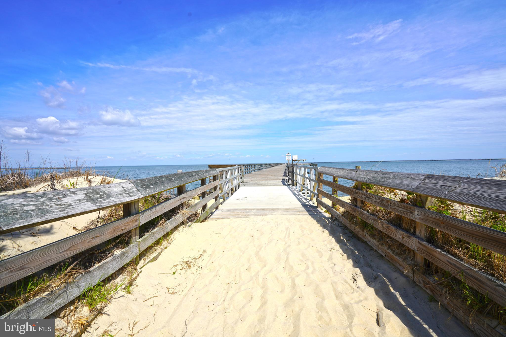 CAPE SHORES - Residential