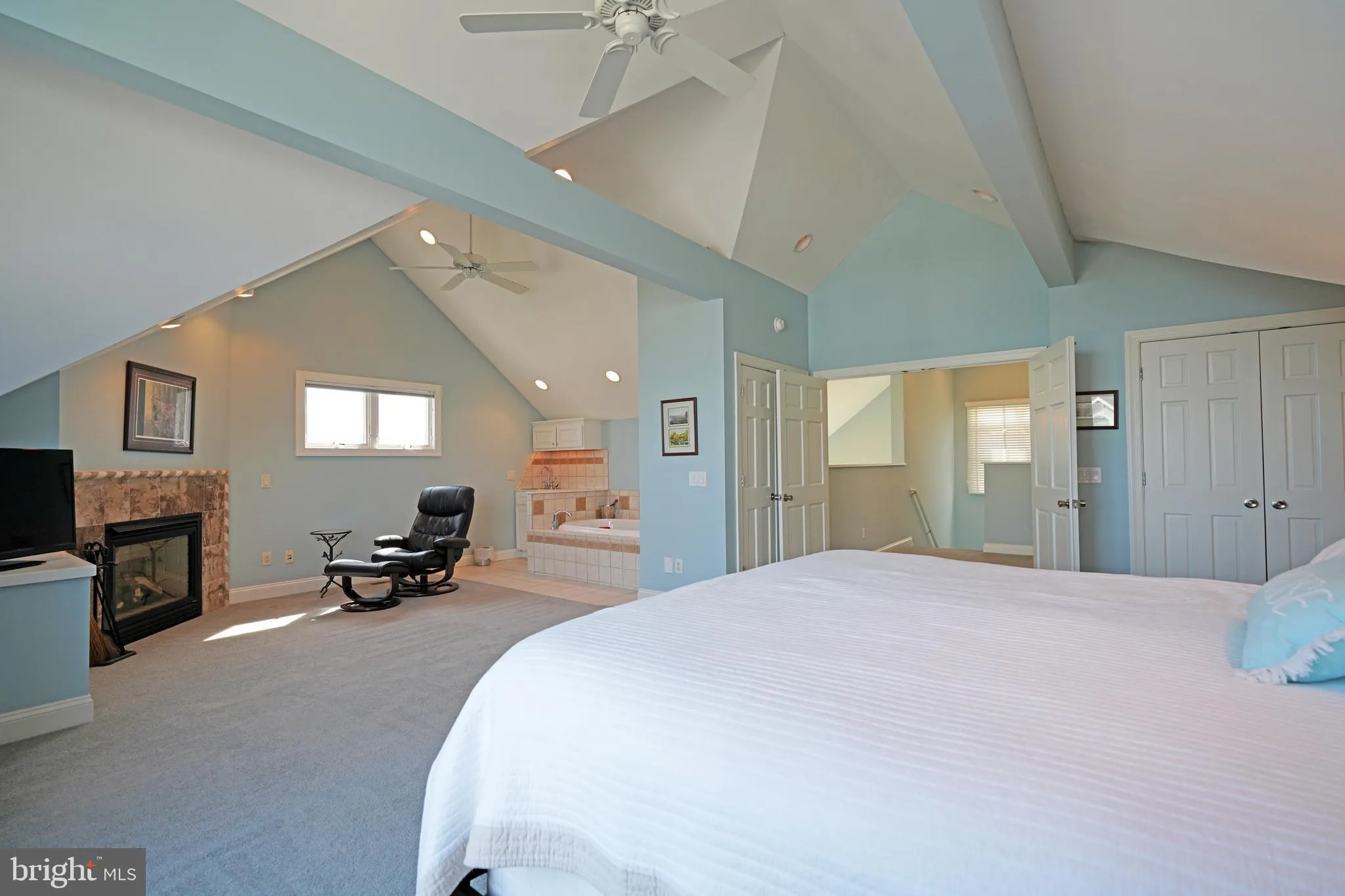 Lewes, Delaware 19958, United States, 5 Bedrooms Bedrooms, ,4 BathroomsBathrooms,Residential,Active,122873