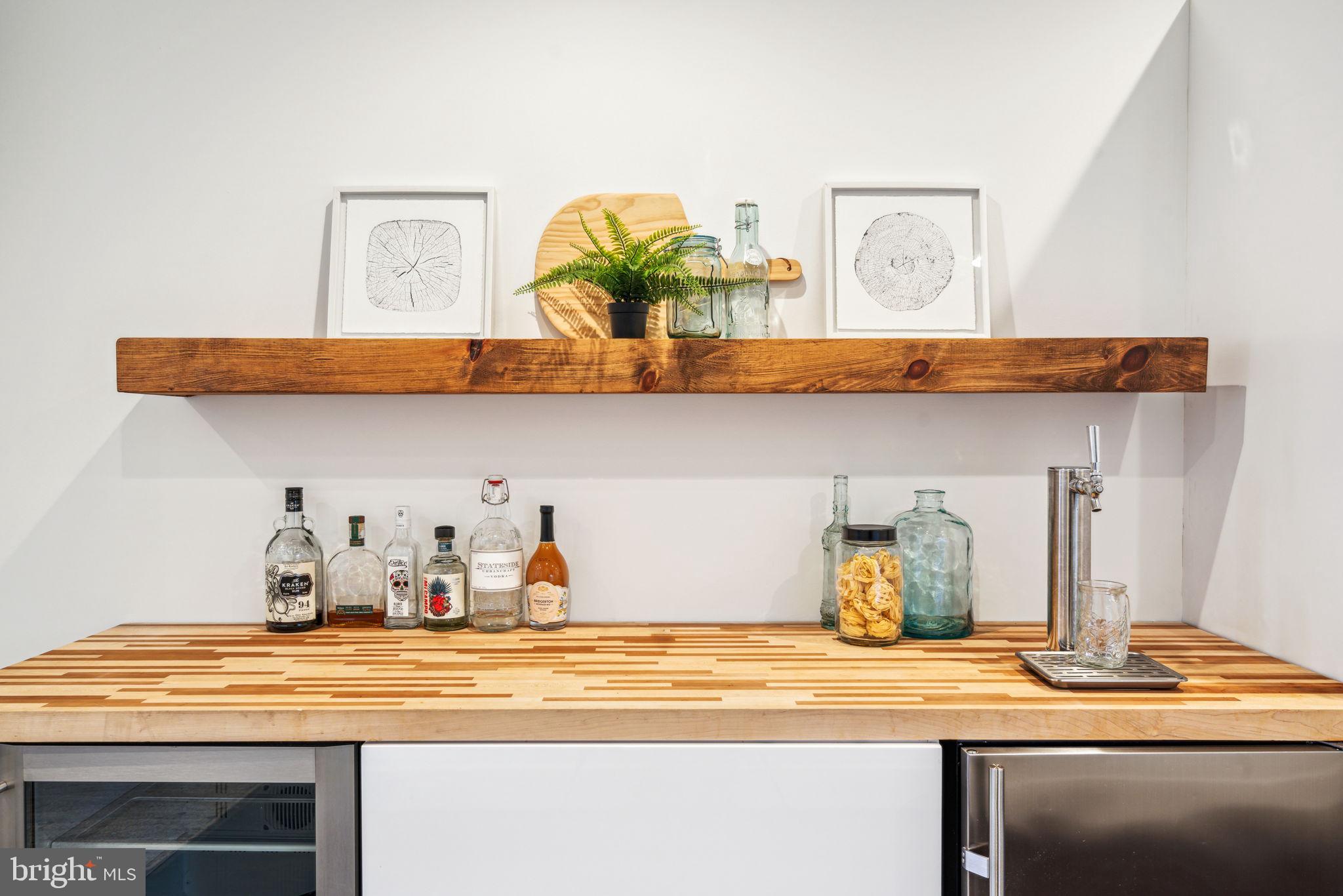FAIRMOUNT - Residential Lease