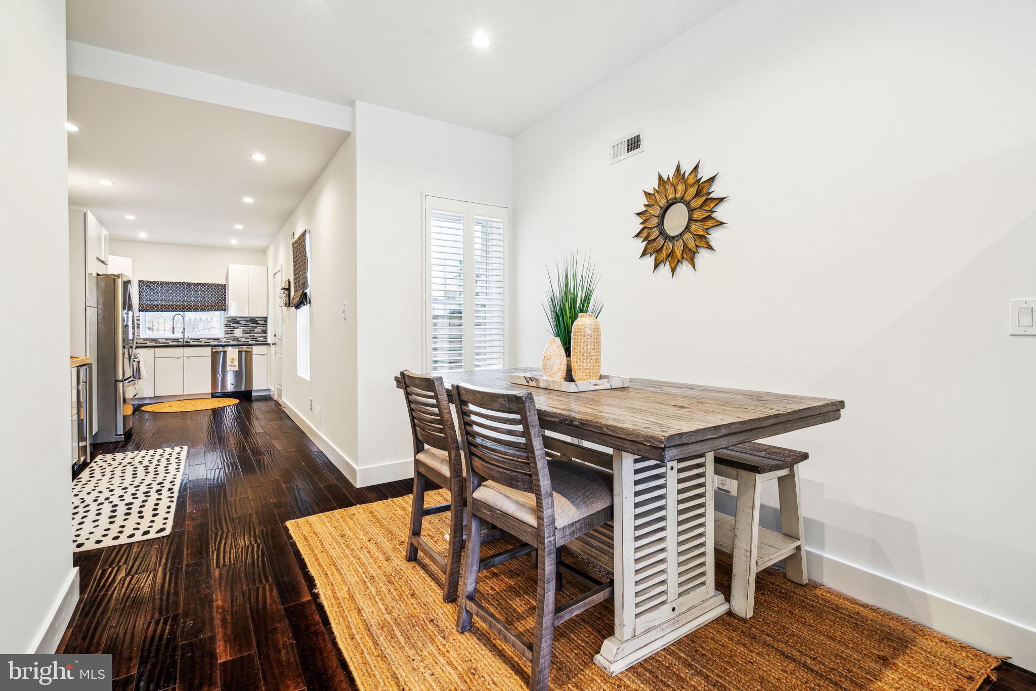 FAIRMOUNT - Residential Lease