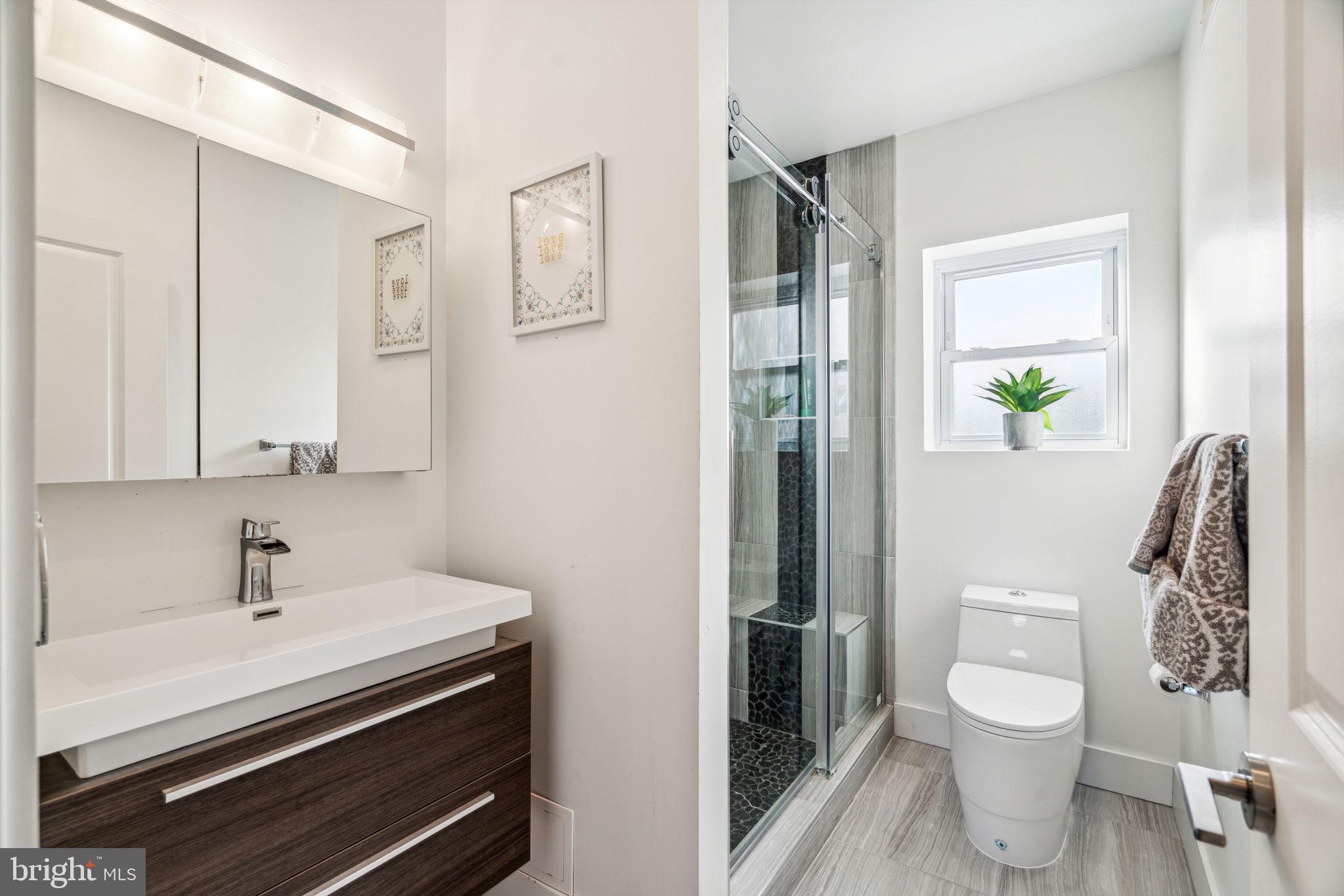 FAIRMOUNT - Residential Lease