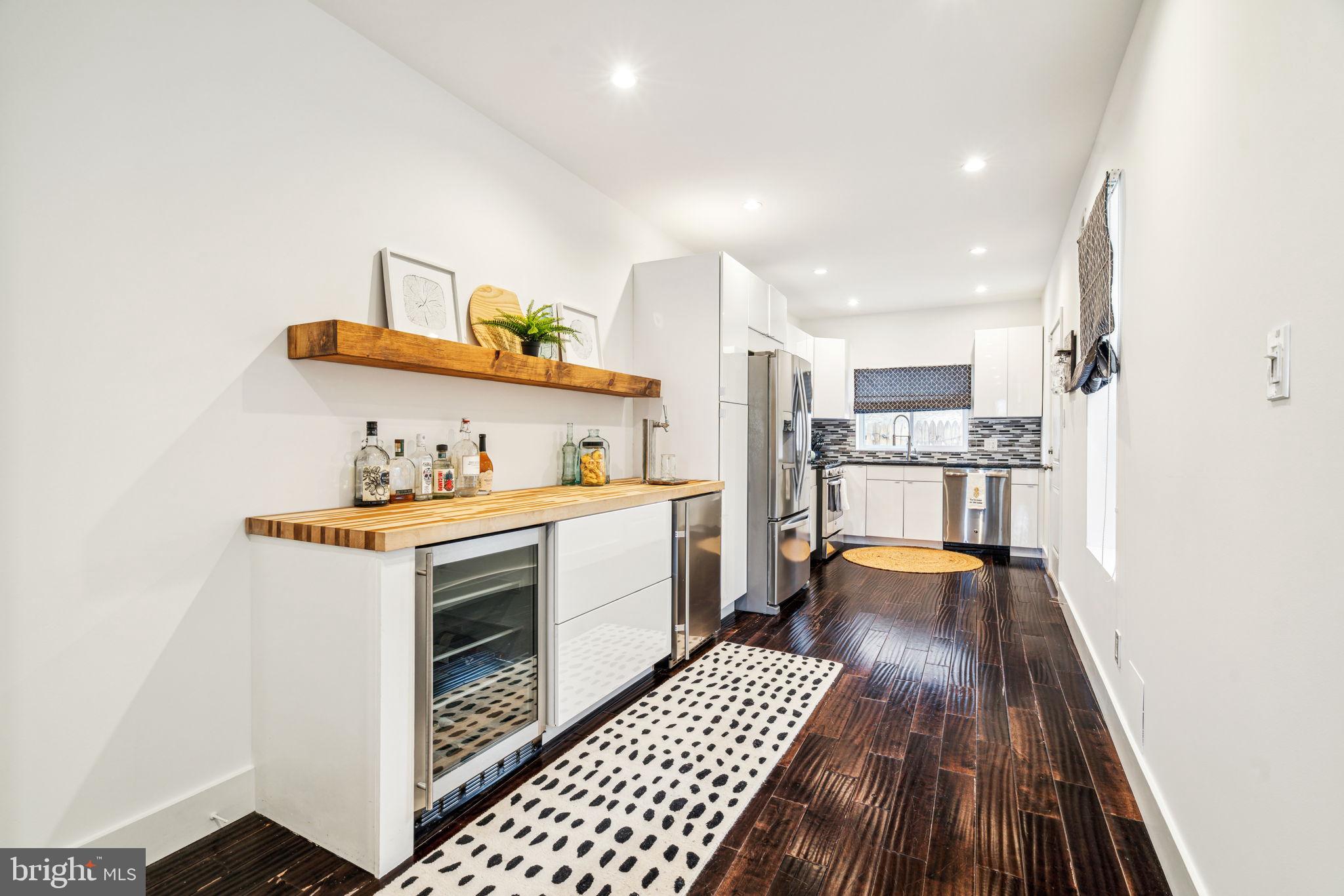 FAIRMOUNT - Residential Lease